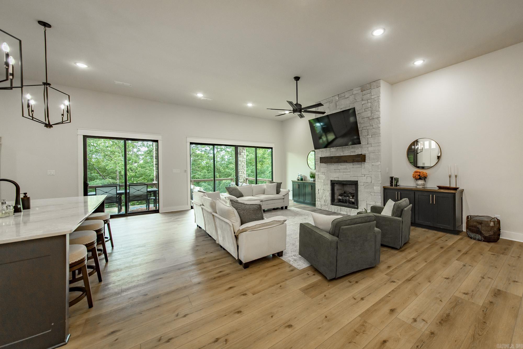 79 Hawks Circle Property Photo 8