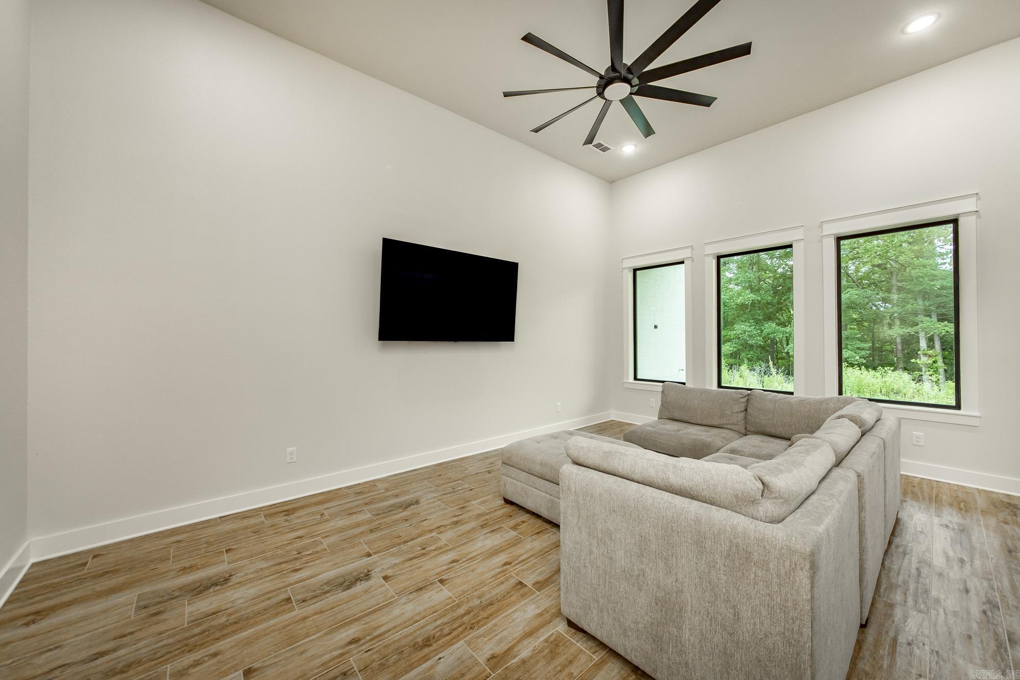 79 Hawks Circle Property Photo 36