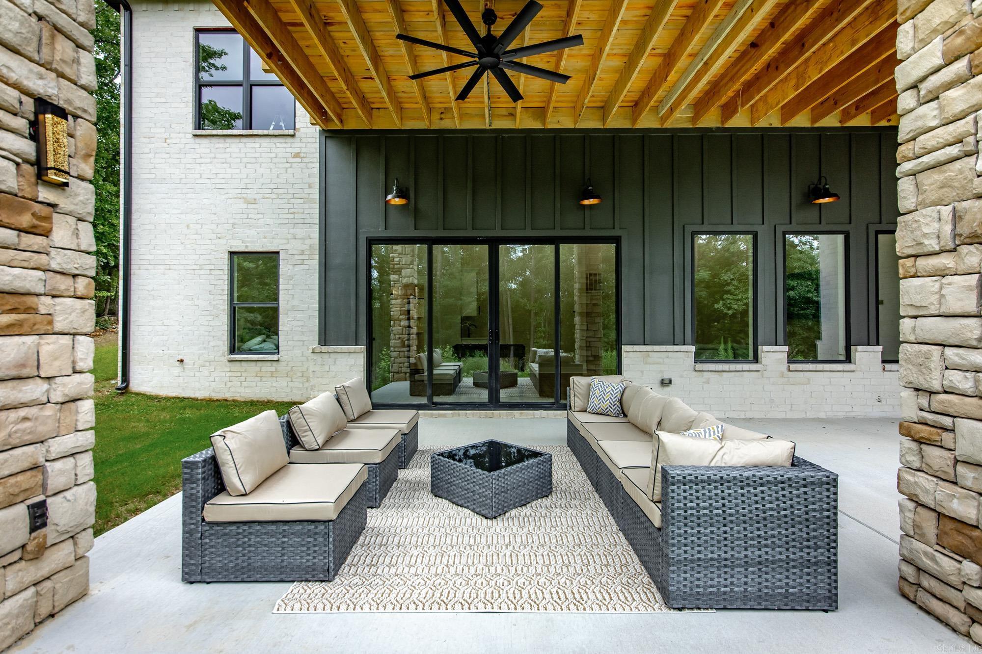 79 Hawks Circle Property Photo 44