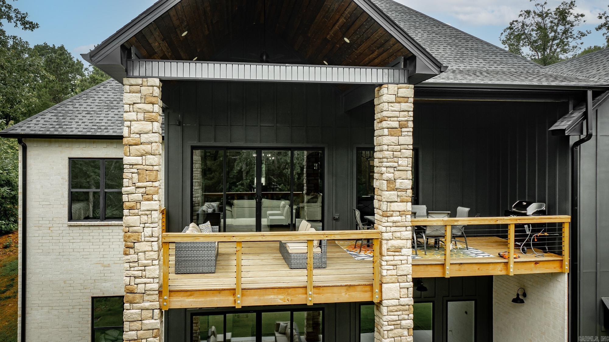 79 Hawks Circle Property Photo 45