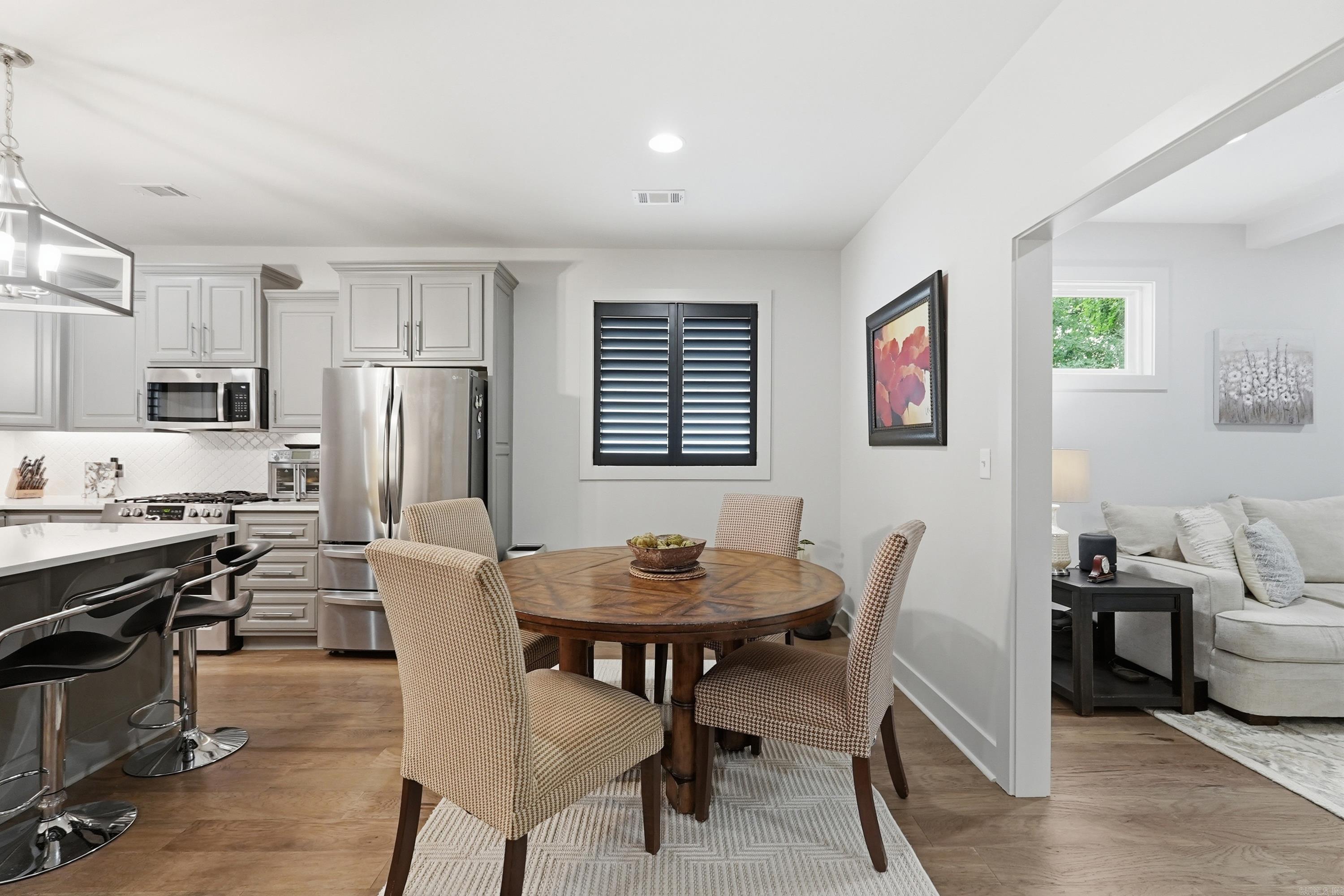 810 Atkins Road Property Photo 10