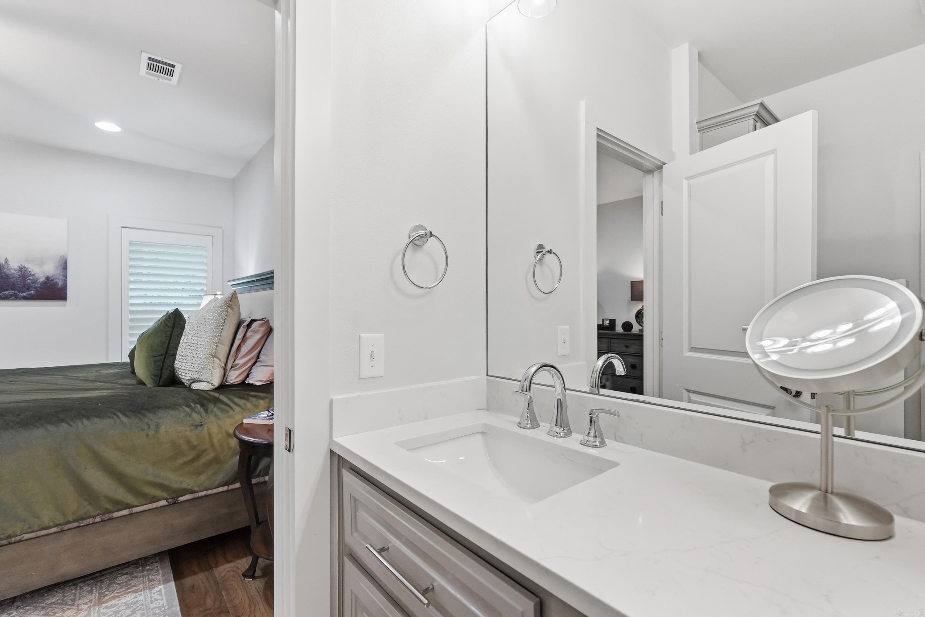 810 Atkins Road Property Photo 31