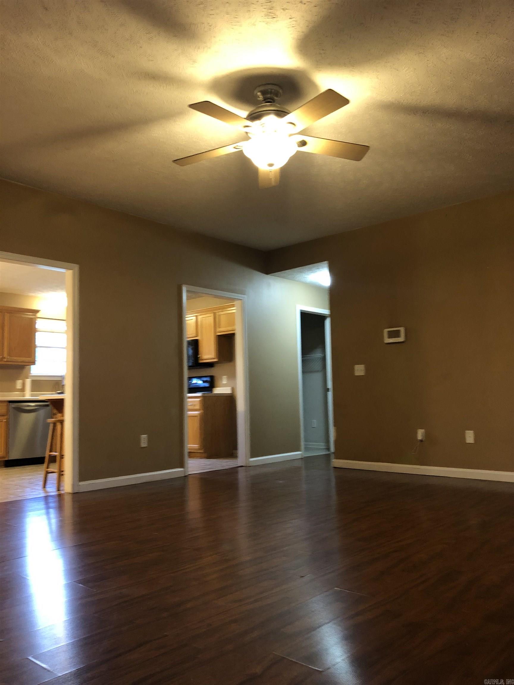 2830 York Lane Property Photo 6