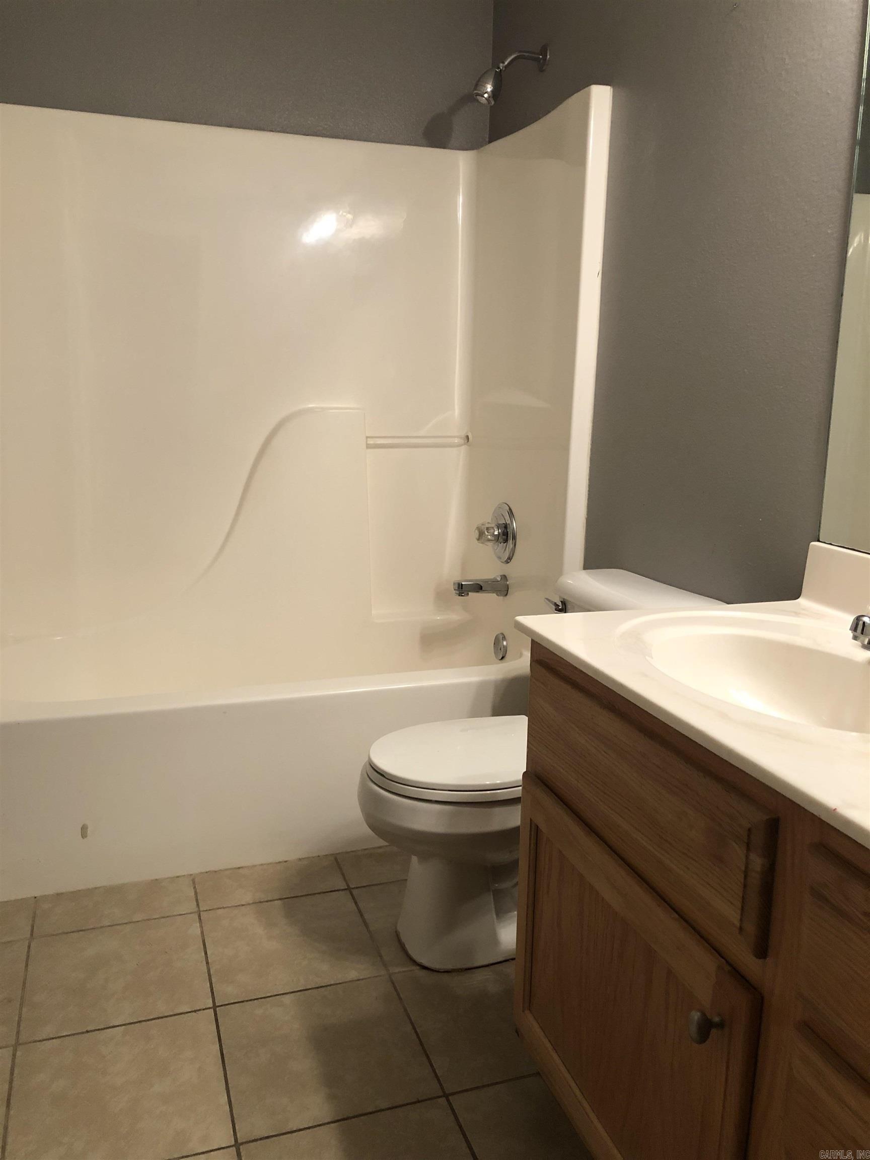 2830 York Lane Property Photo 10