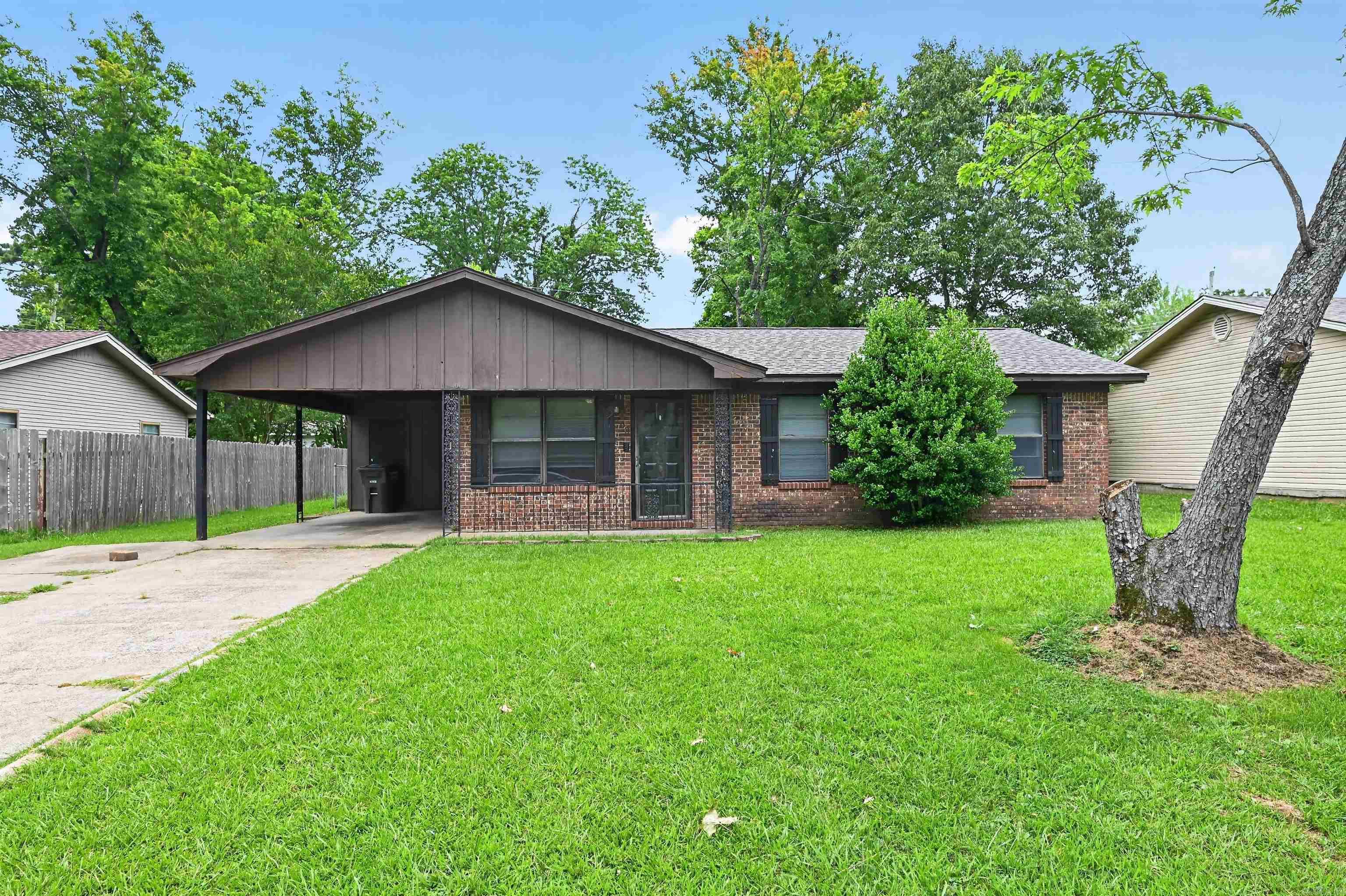 208 Hilda Street Property Photo 1