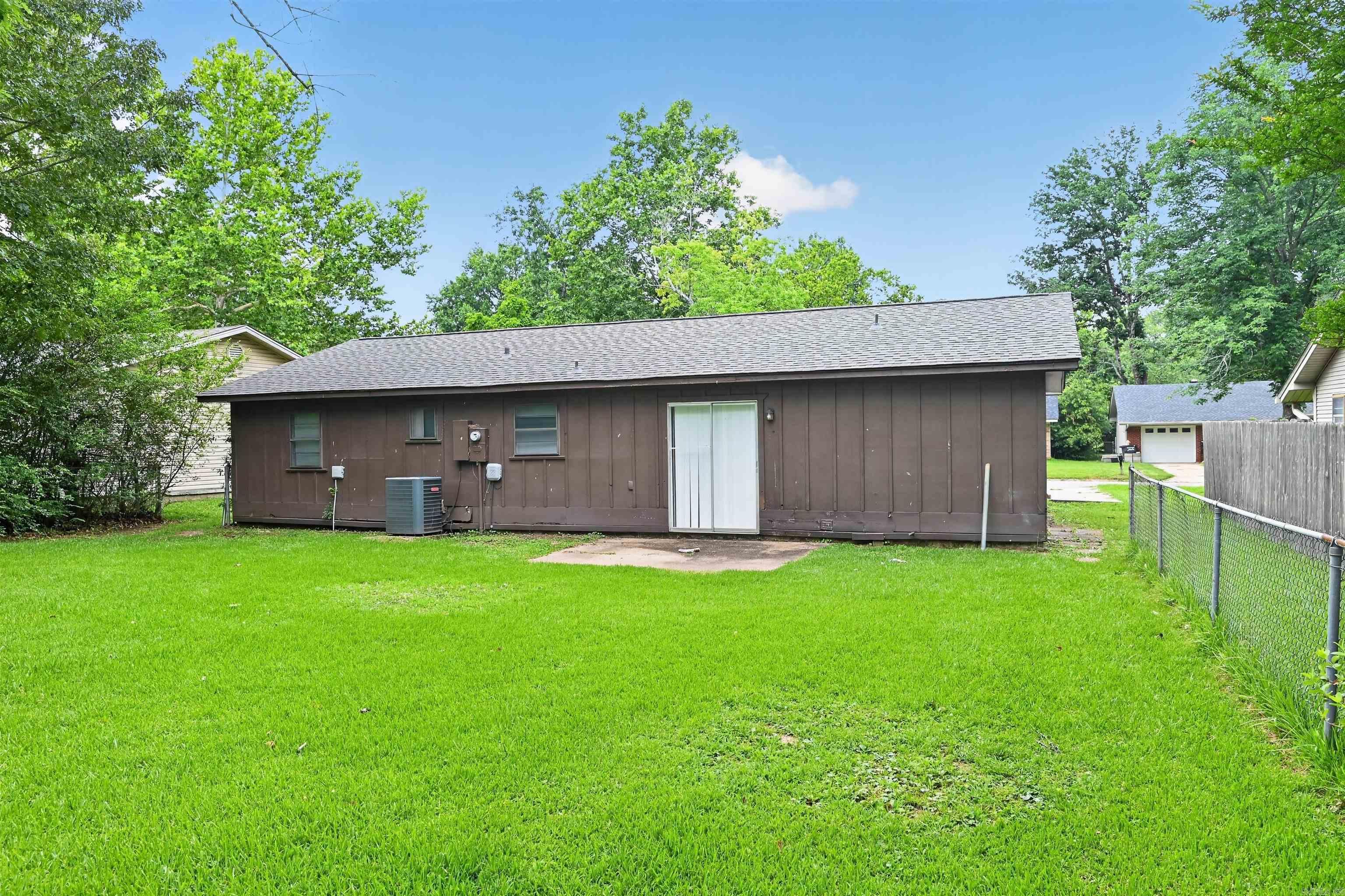 208 Hilda Street Property Photo 6