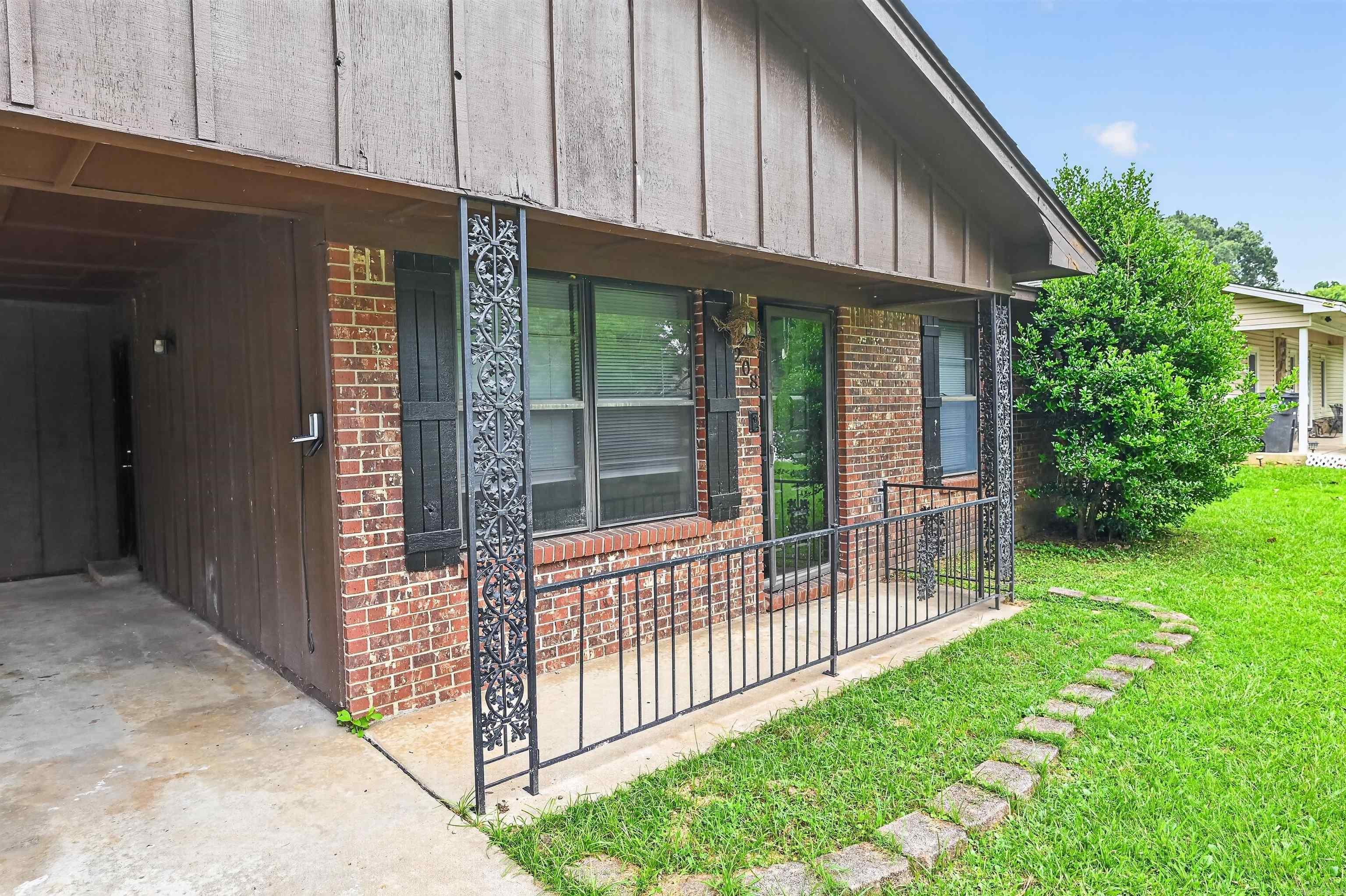 208 Hilda Street Property Photo 7
