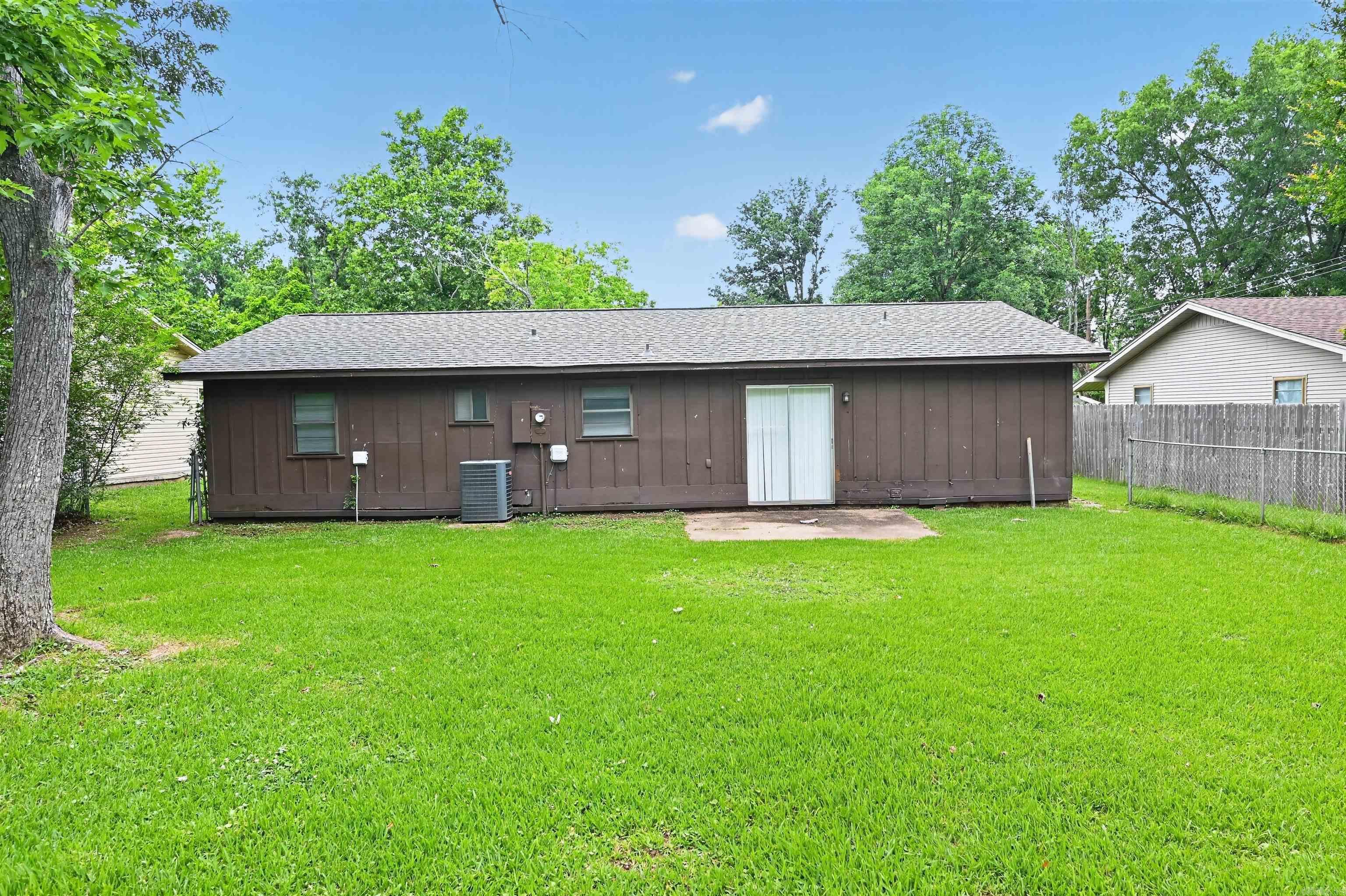 208 Hilda Street Property Photo 8