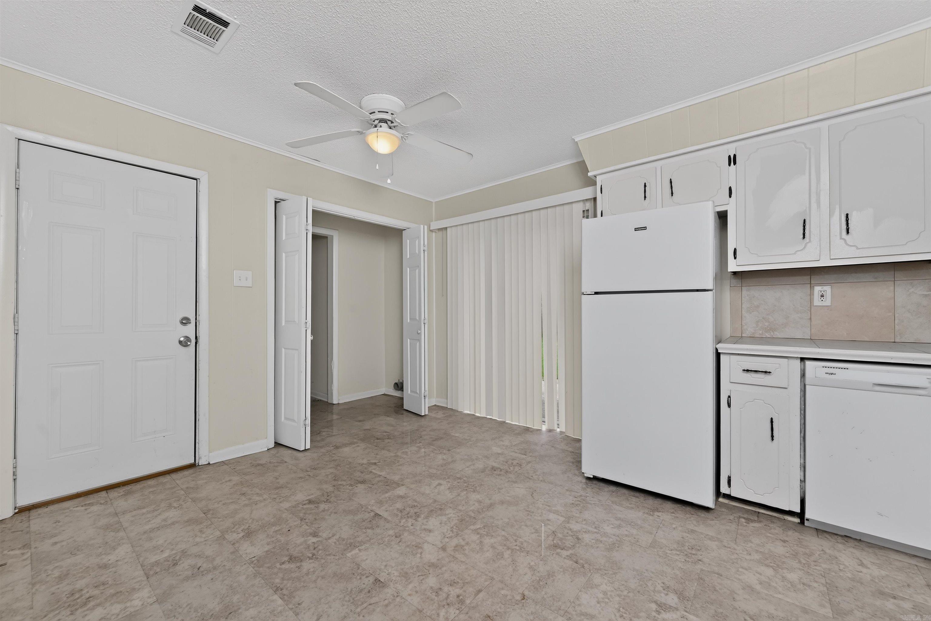 208 Hilda Street Property Photo 18