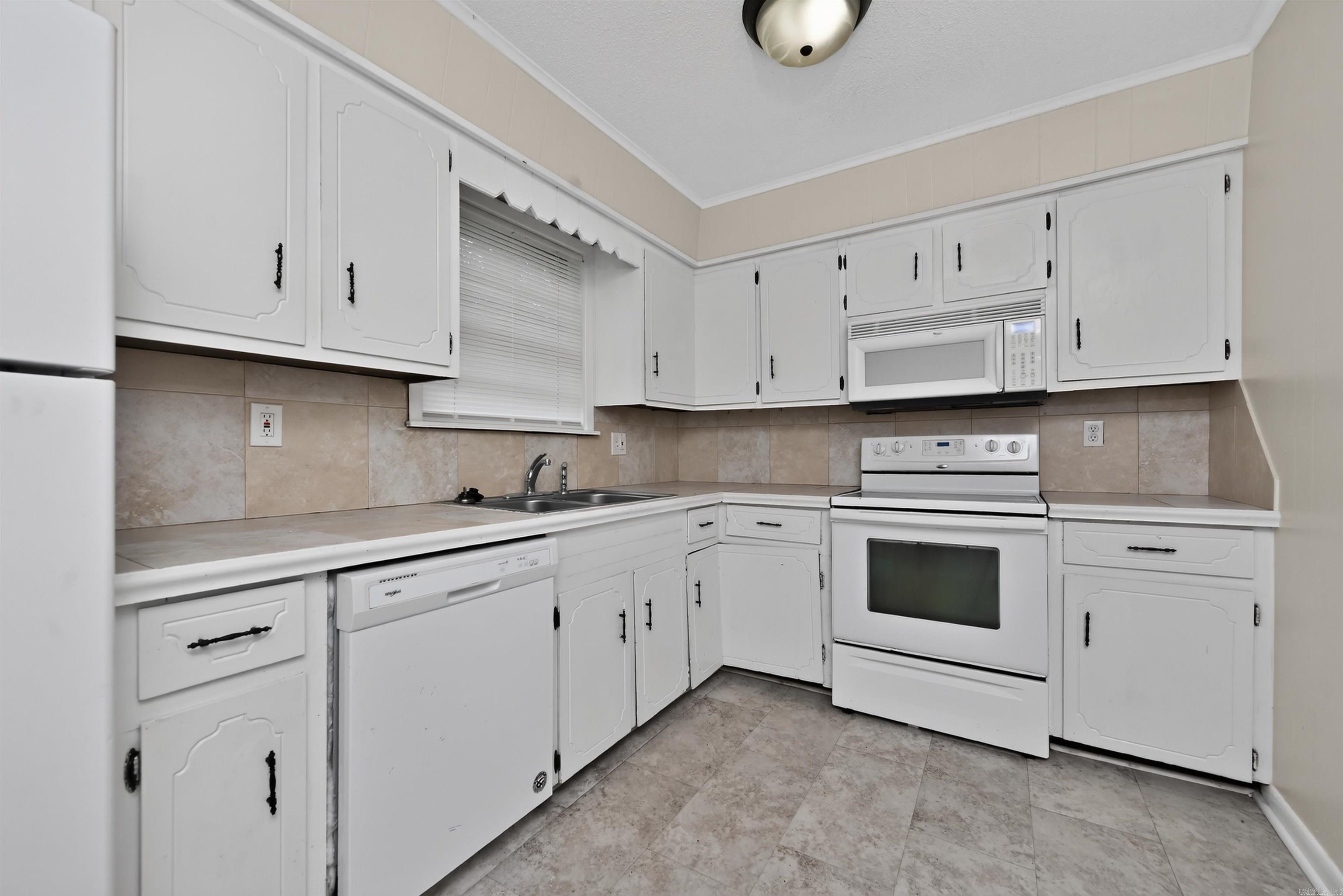 208 Hilda Street Property Photo 19