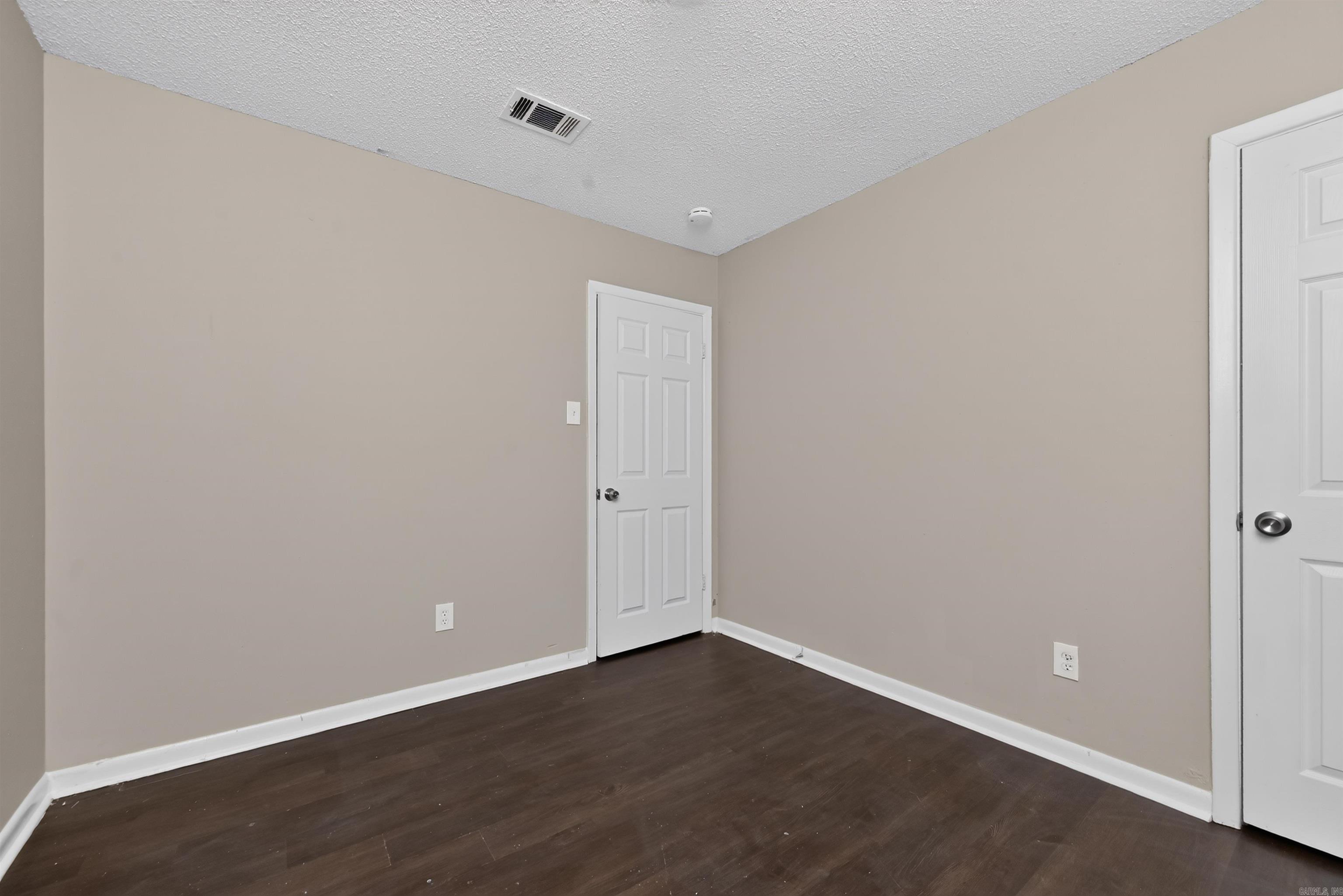208 Hilda Street Property Photo 23