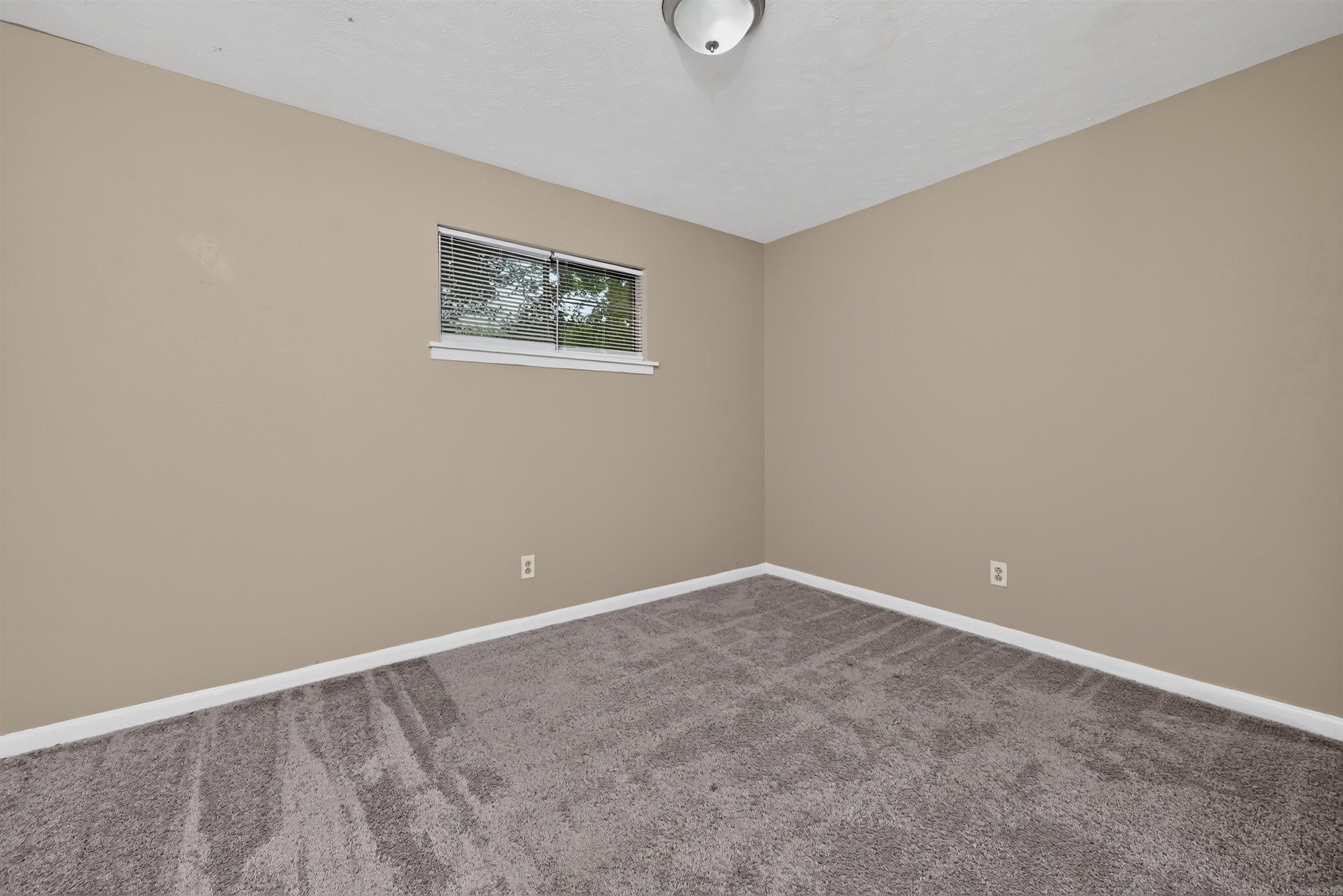 209 Stevenson Street Property Photo 14