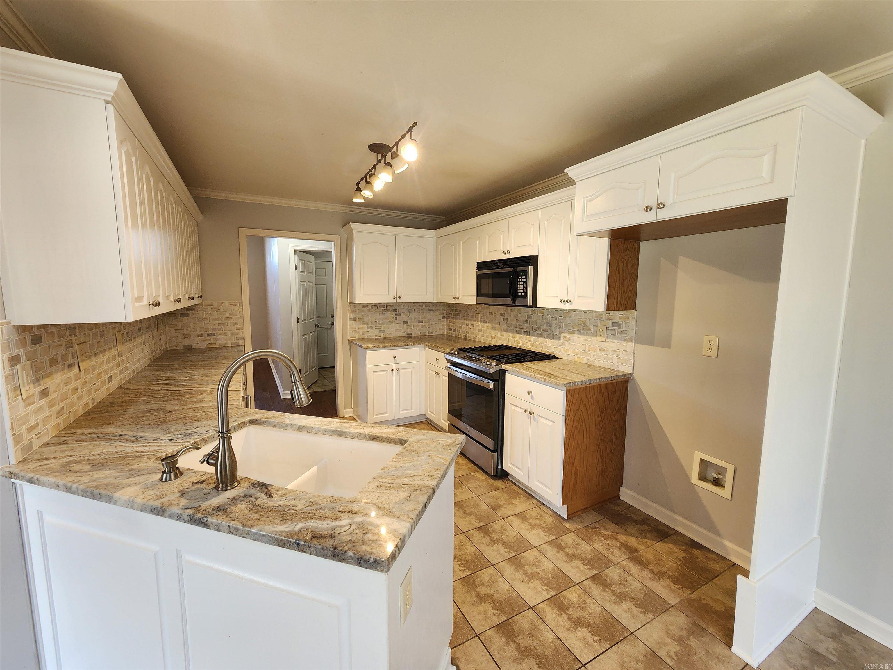 2501 Durango Drive Property Photo 5