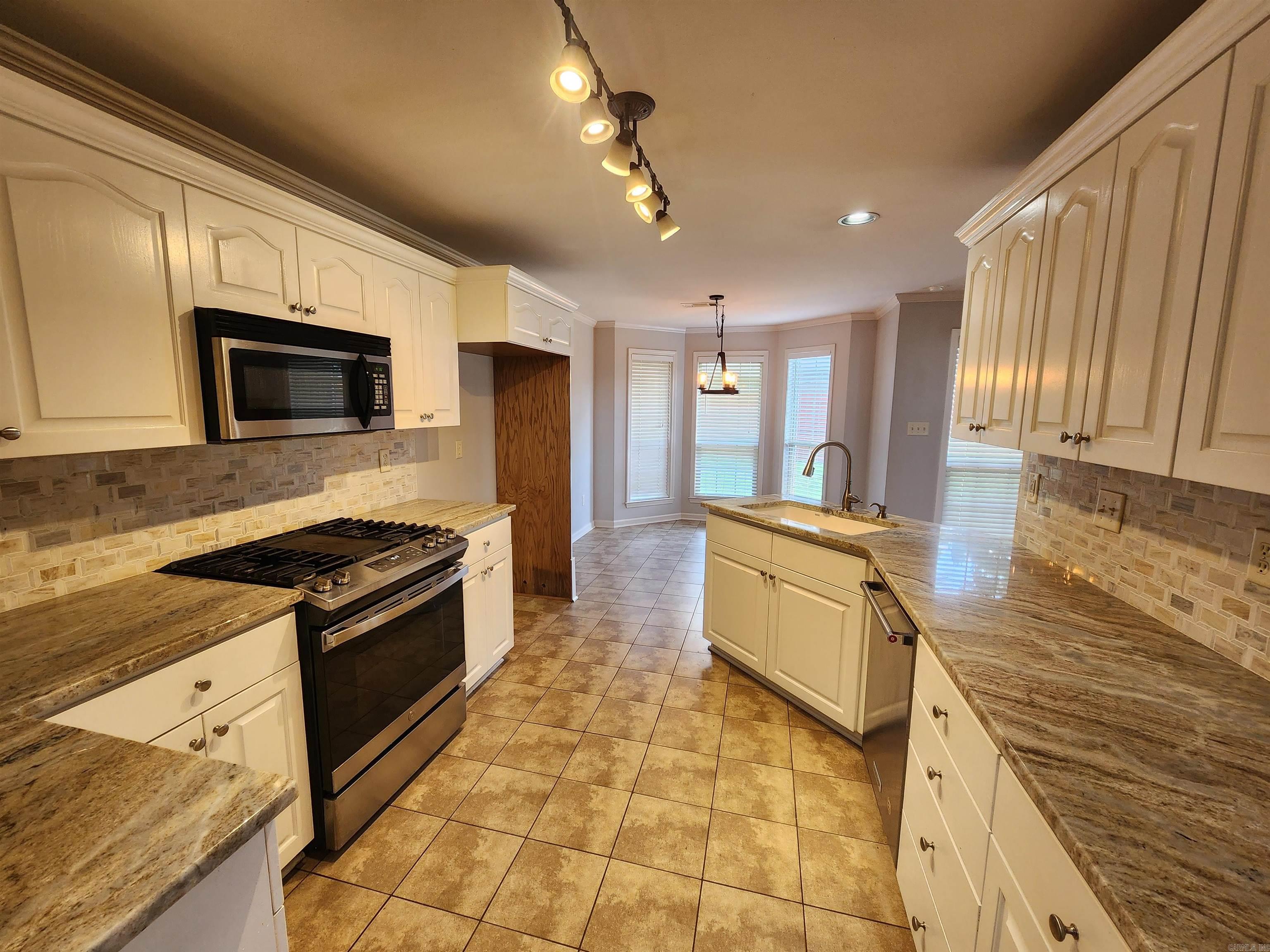 2501 Durango Drive Property Photo 8