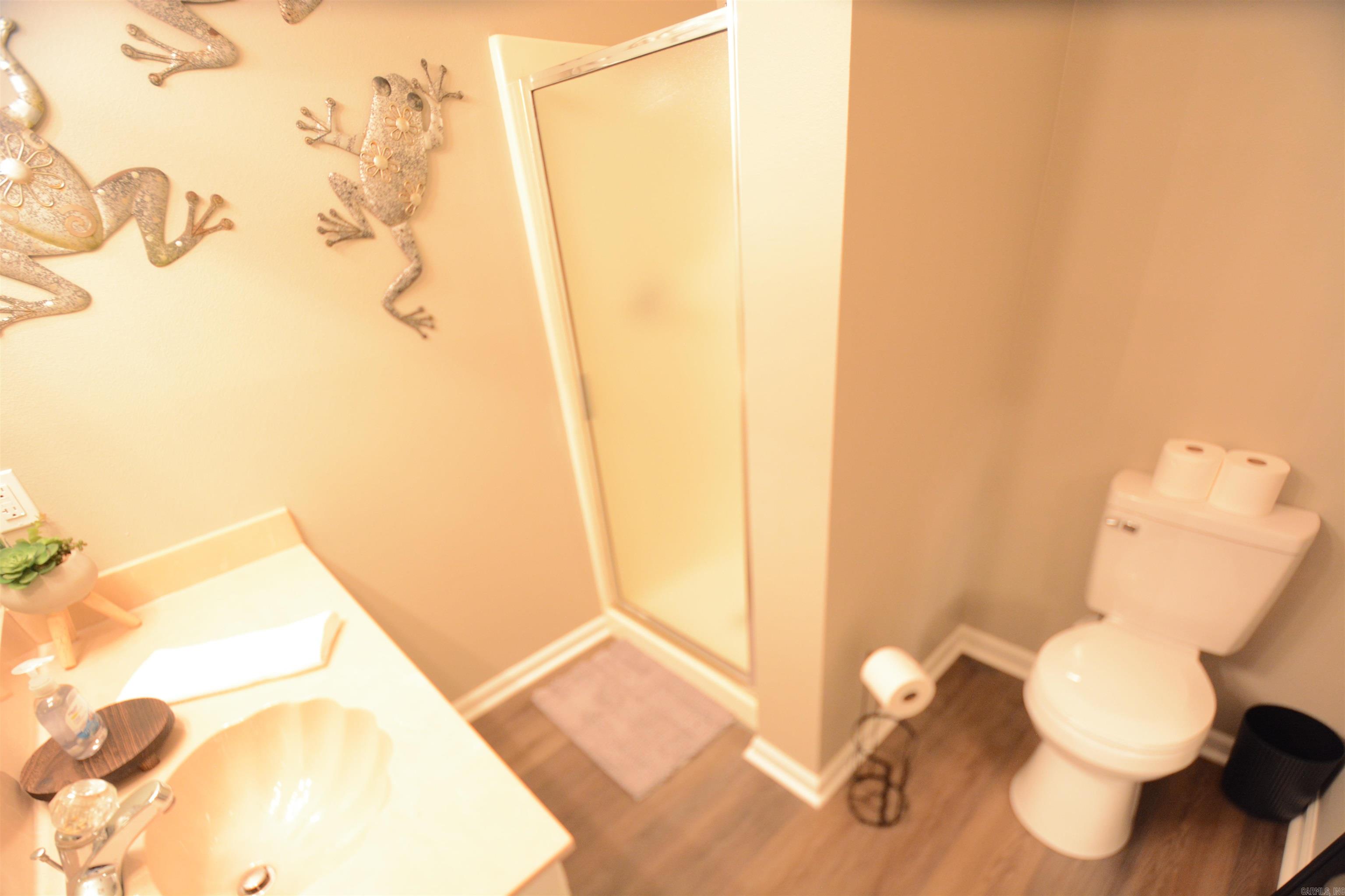 208 Edgewater Circle Property Photo 21