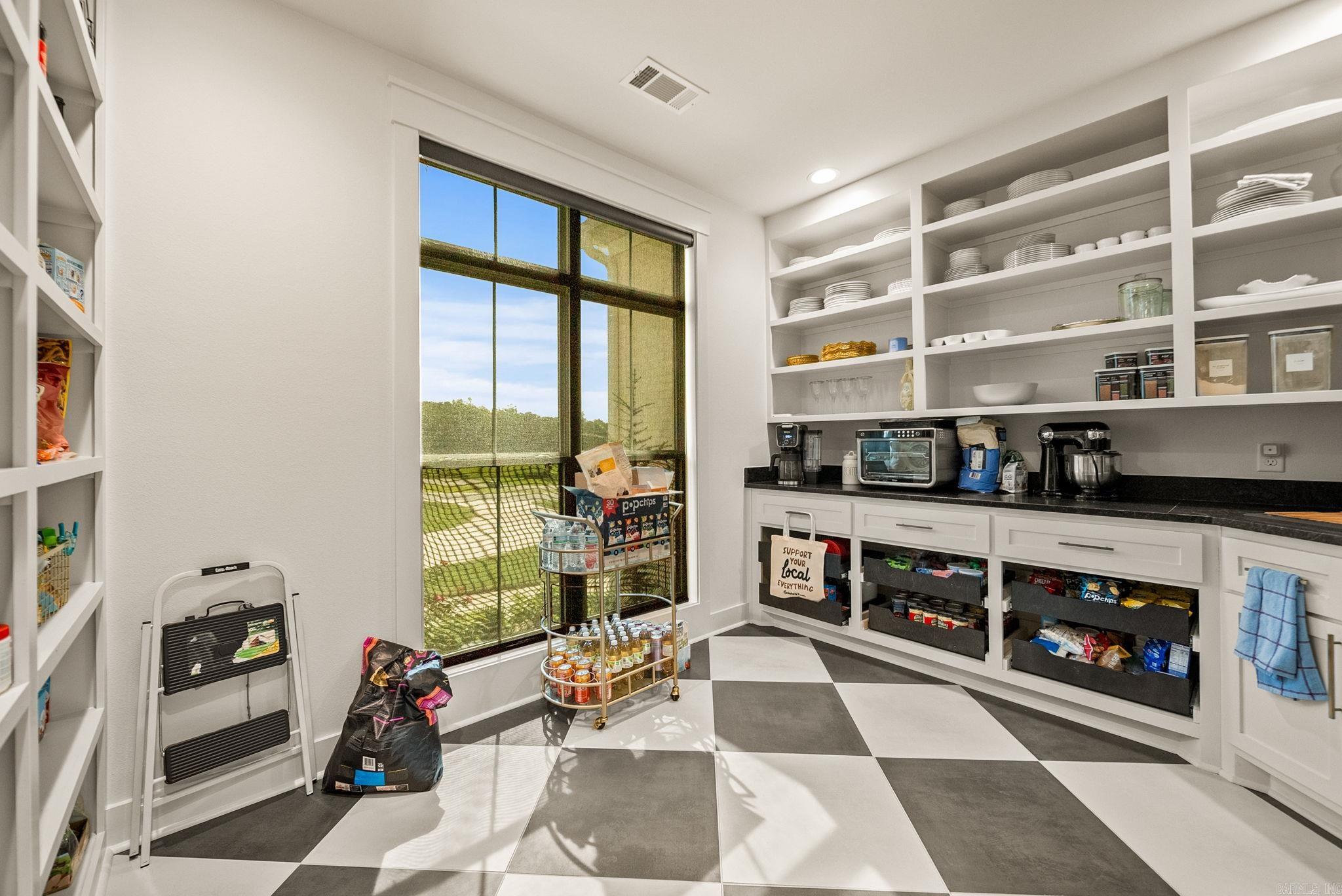 8 Rae Valley Drive Property Photo 20