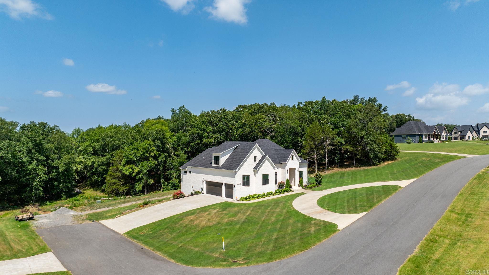 8 Rae Valley Drive Property Photo 49
