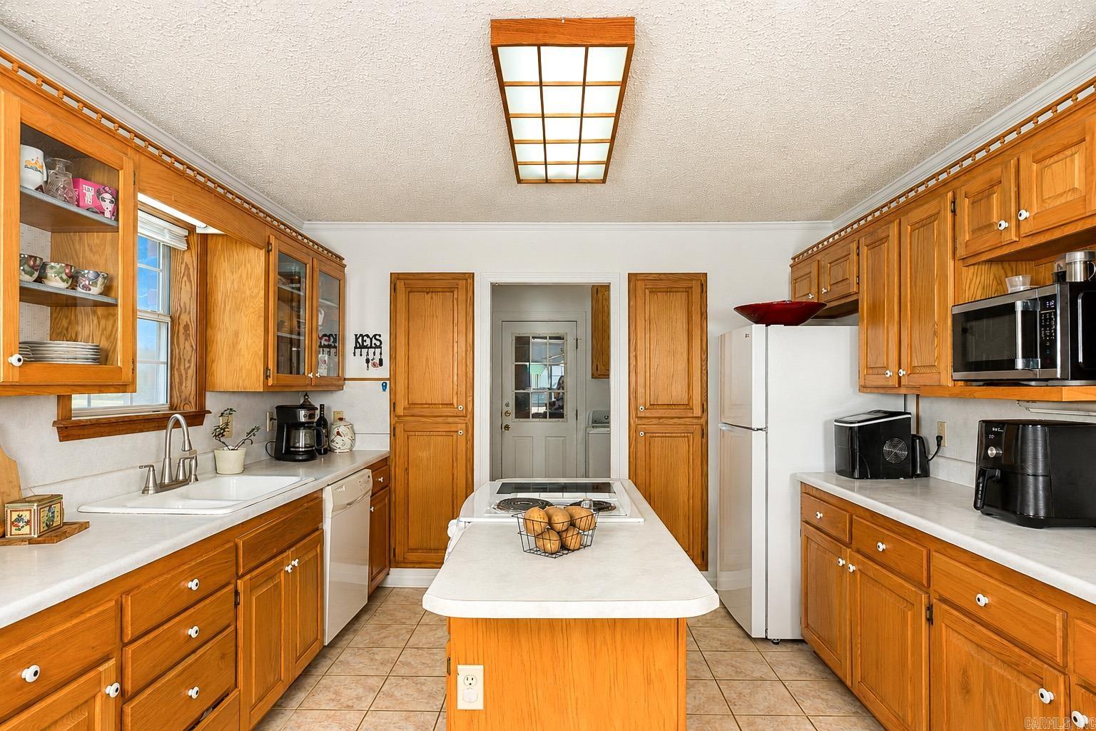 803 Green Oaks Lane Property Photo 6