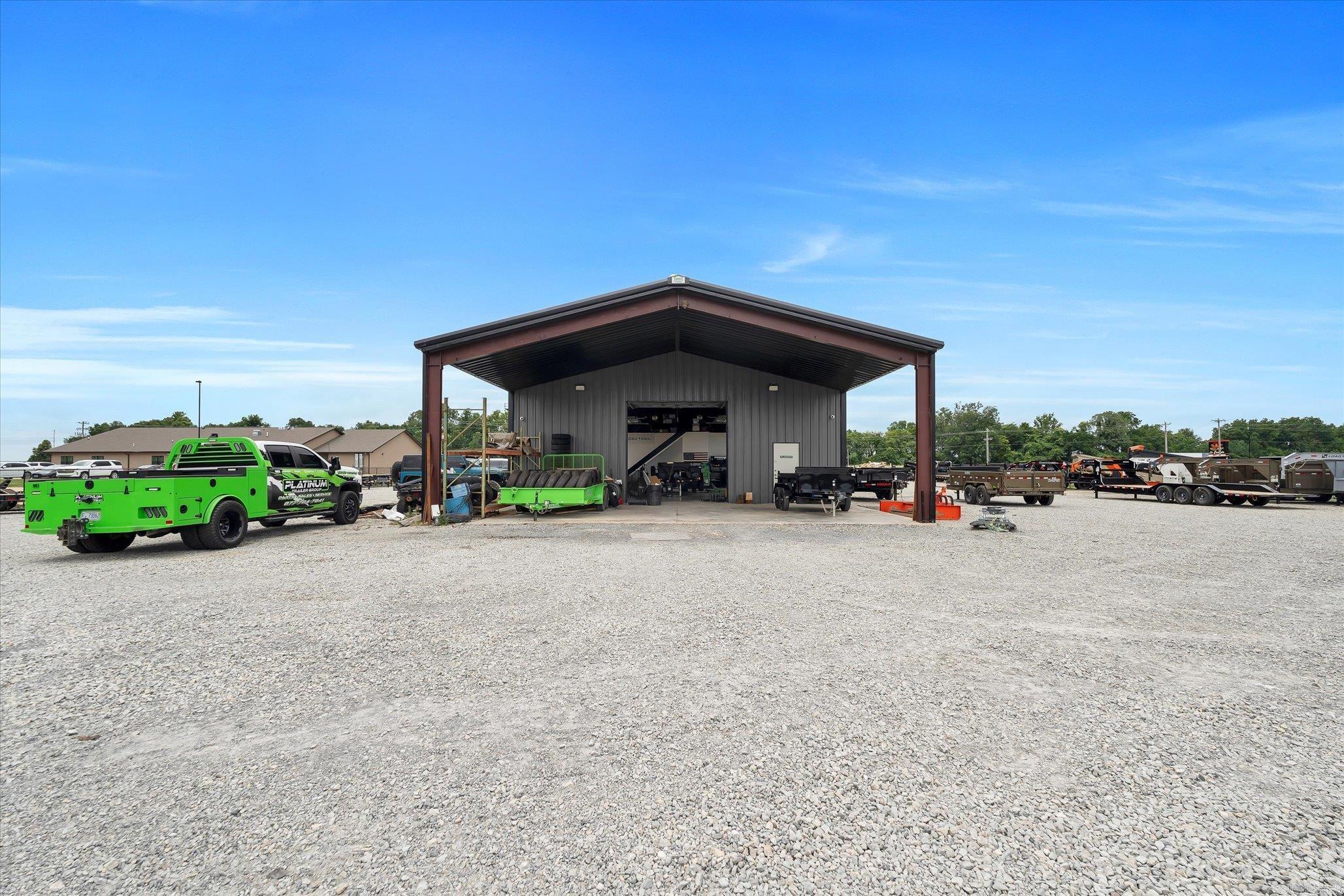538 Industrial Drive Property Photo 38