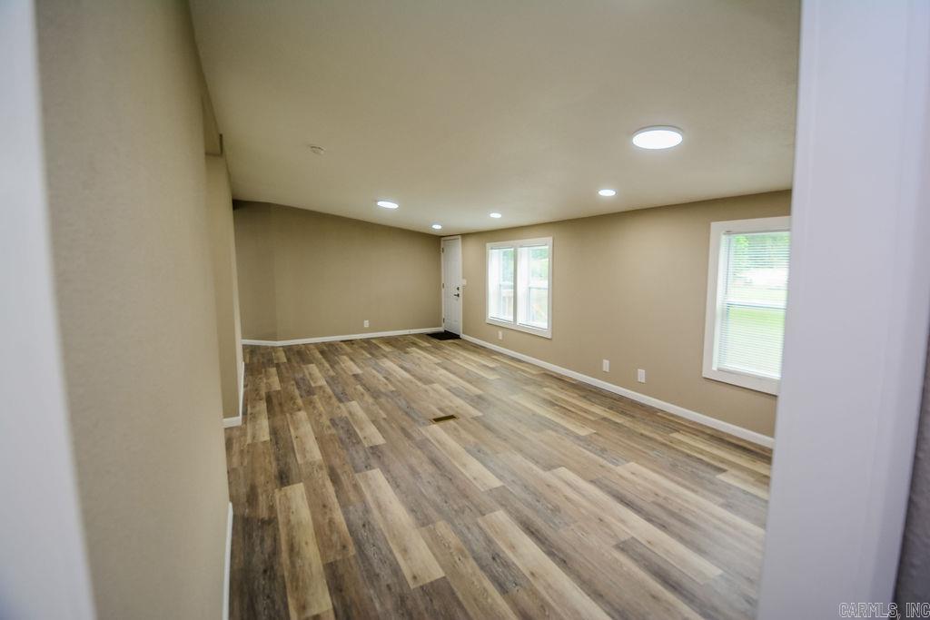 1036 Tippitt Road Property Photo 16