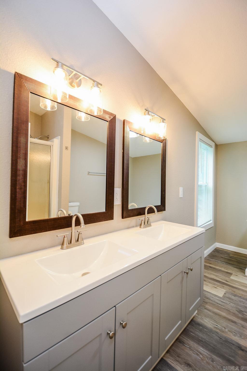 1036 Tippitt Road Property Photo 21