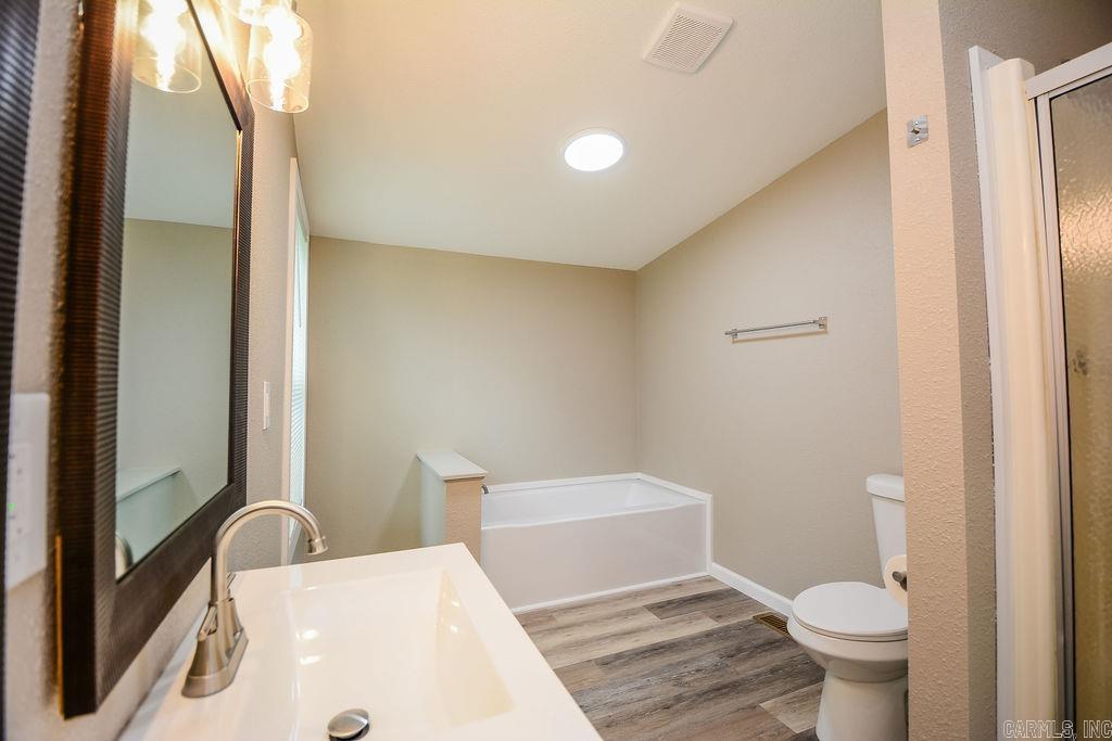 1036 Tippitt Road Property Photo 22