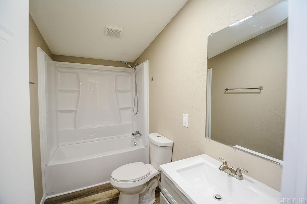 1036 Tippitt Road Property Photo 26
