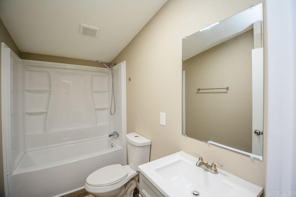 1036 Tippitt Road Property Photo 29