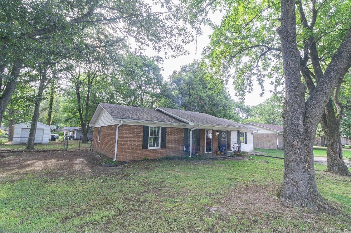 109 Terra Drive Property Photo 2