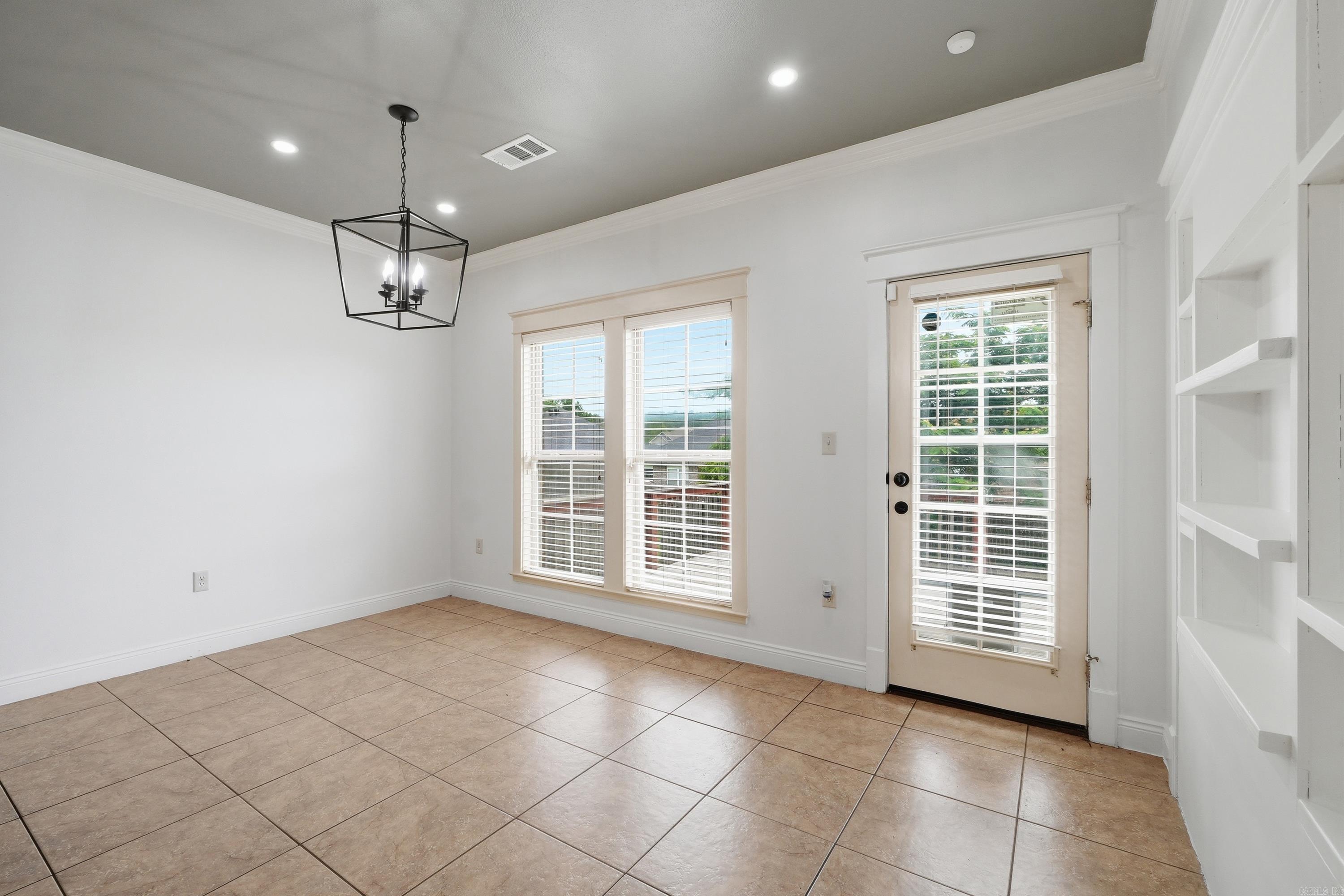1250 Edge Valley Property Photo 12