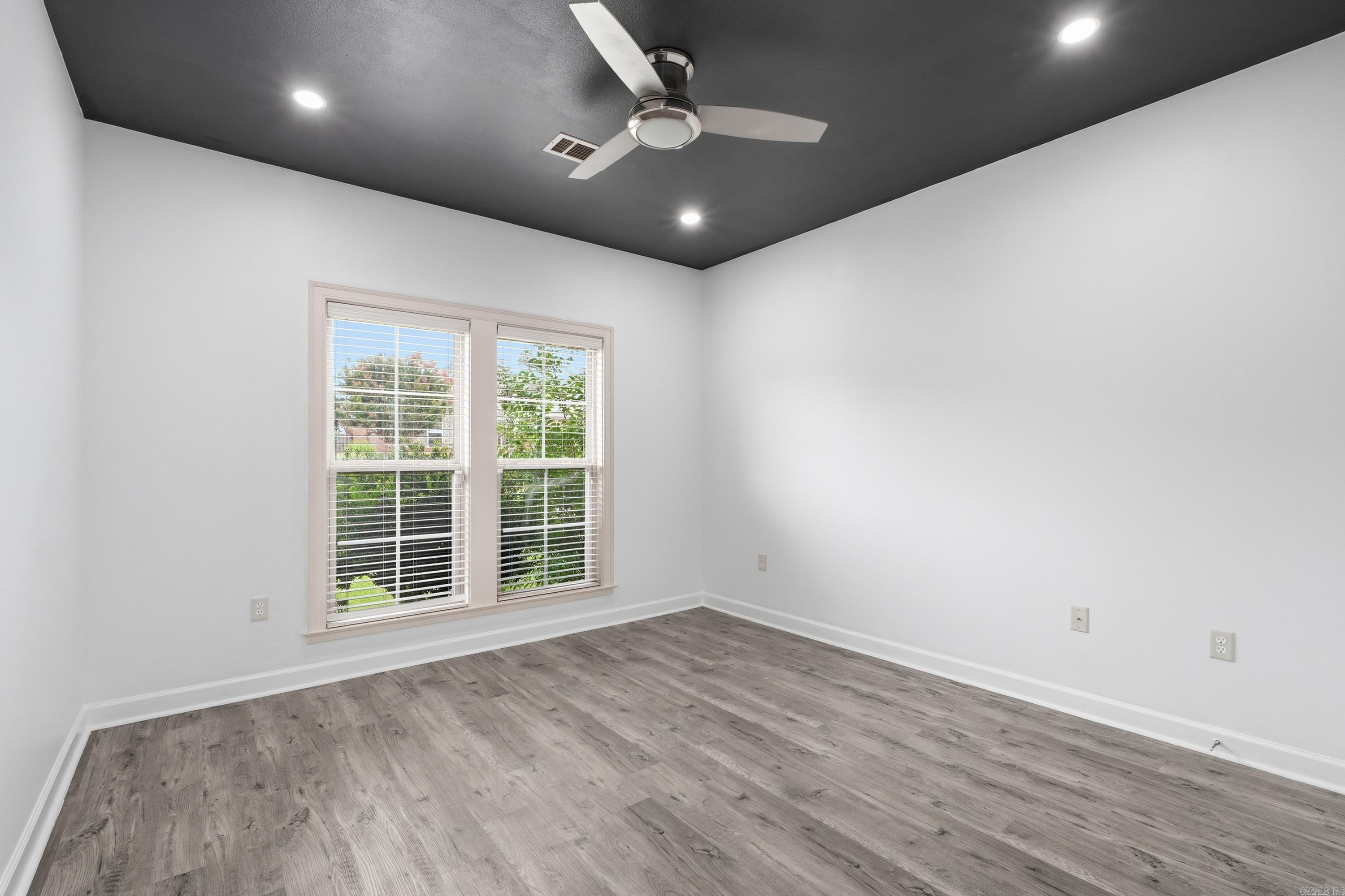 1250 Edge Valley Property Photo 16