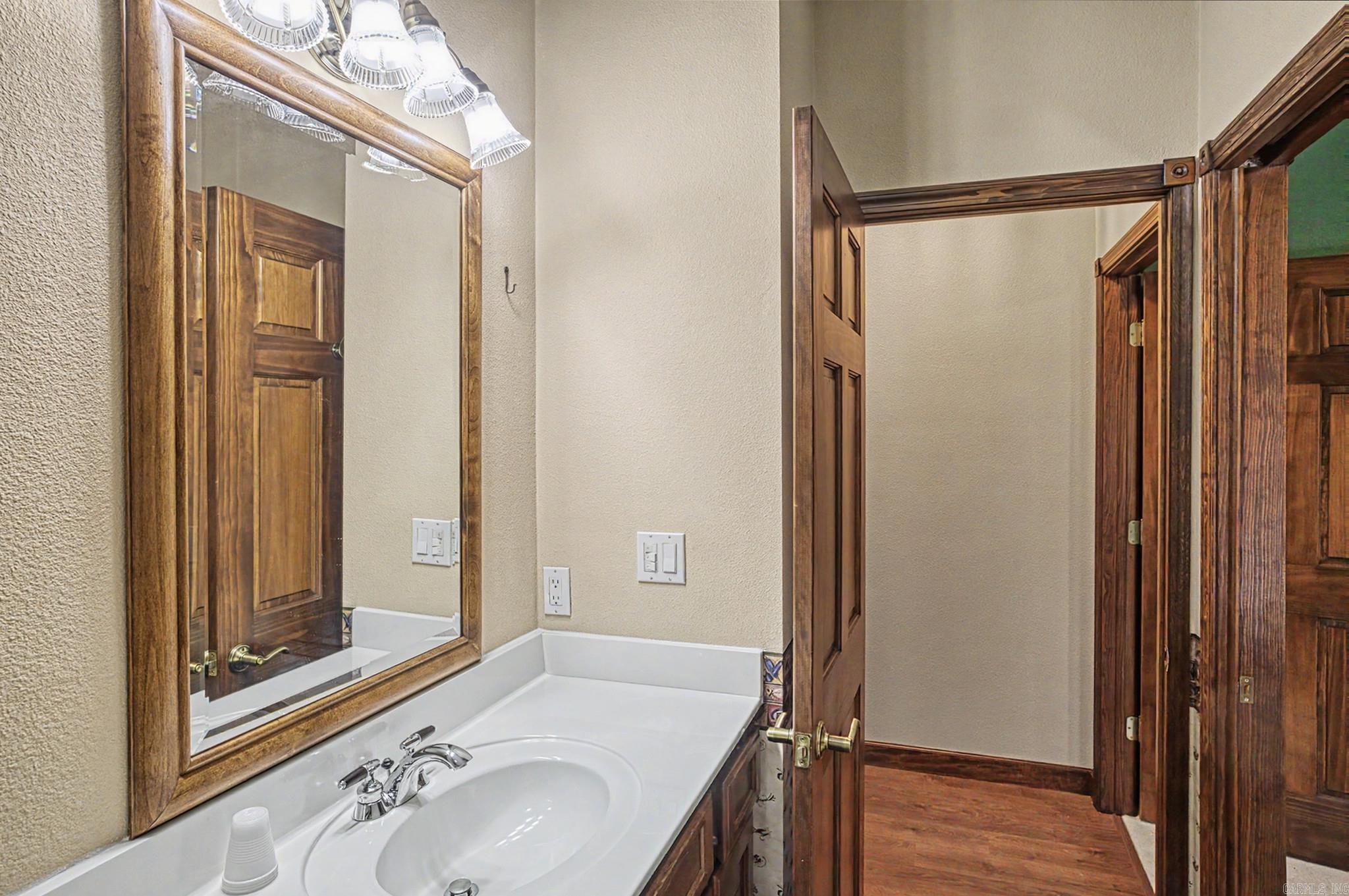 2 Guindola Circle Property Photo 32