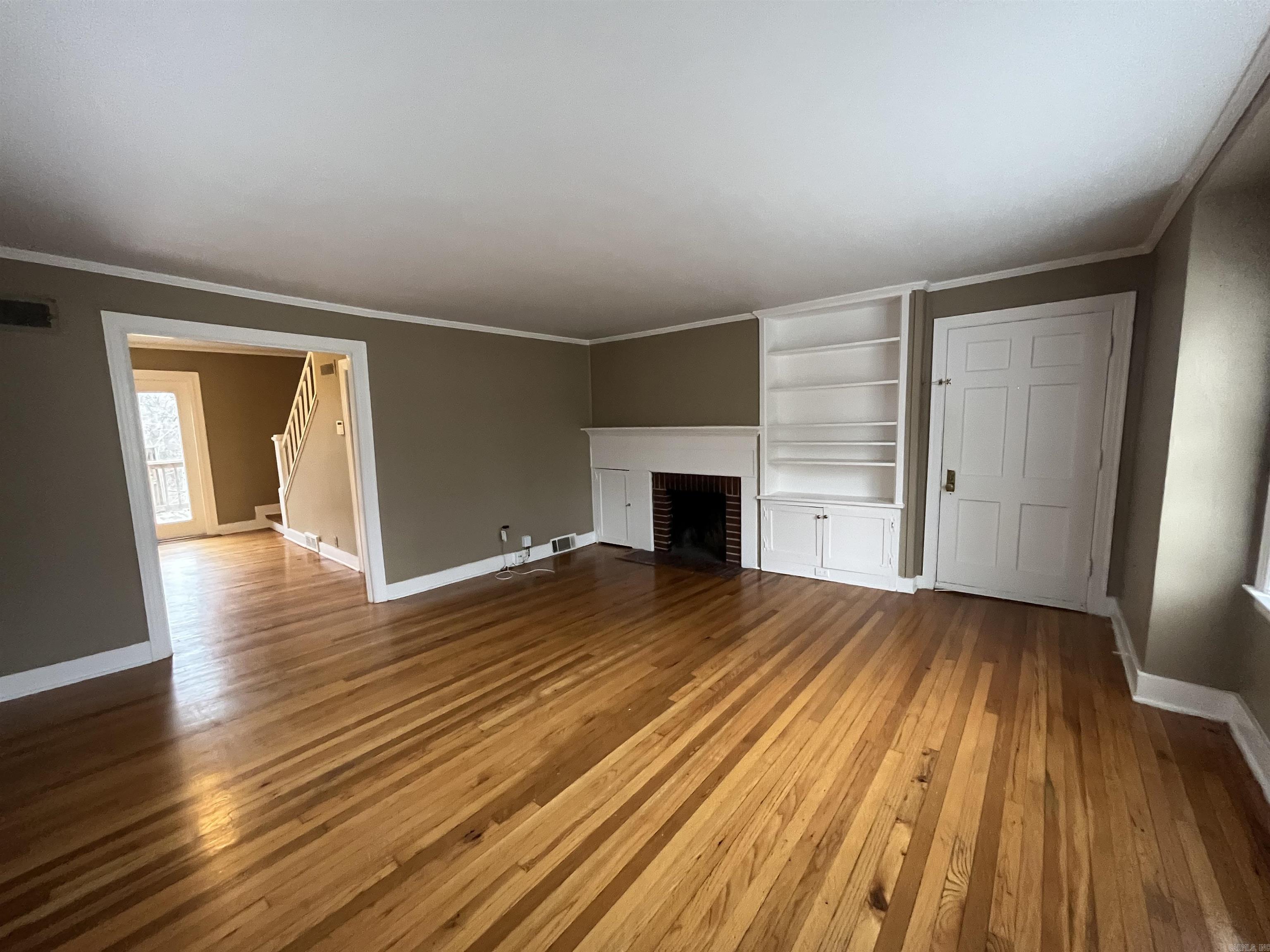 813 Beechwood #4 Property Photo 4