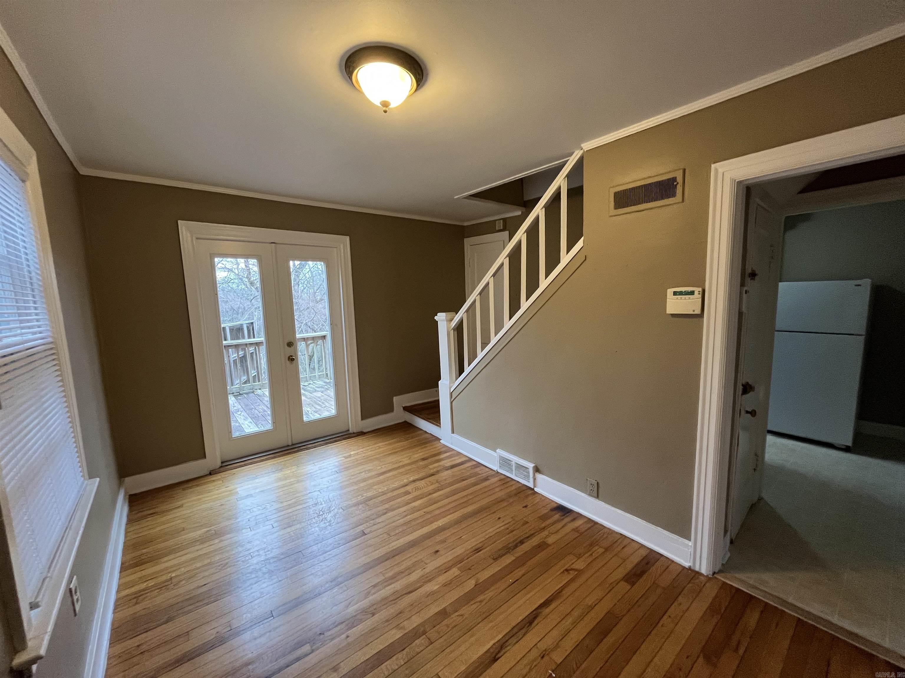 813 Beechwood #4 Property Photo 5