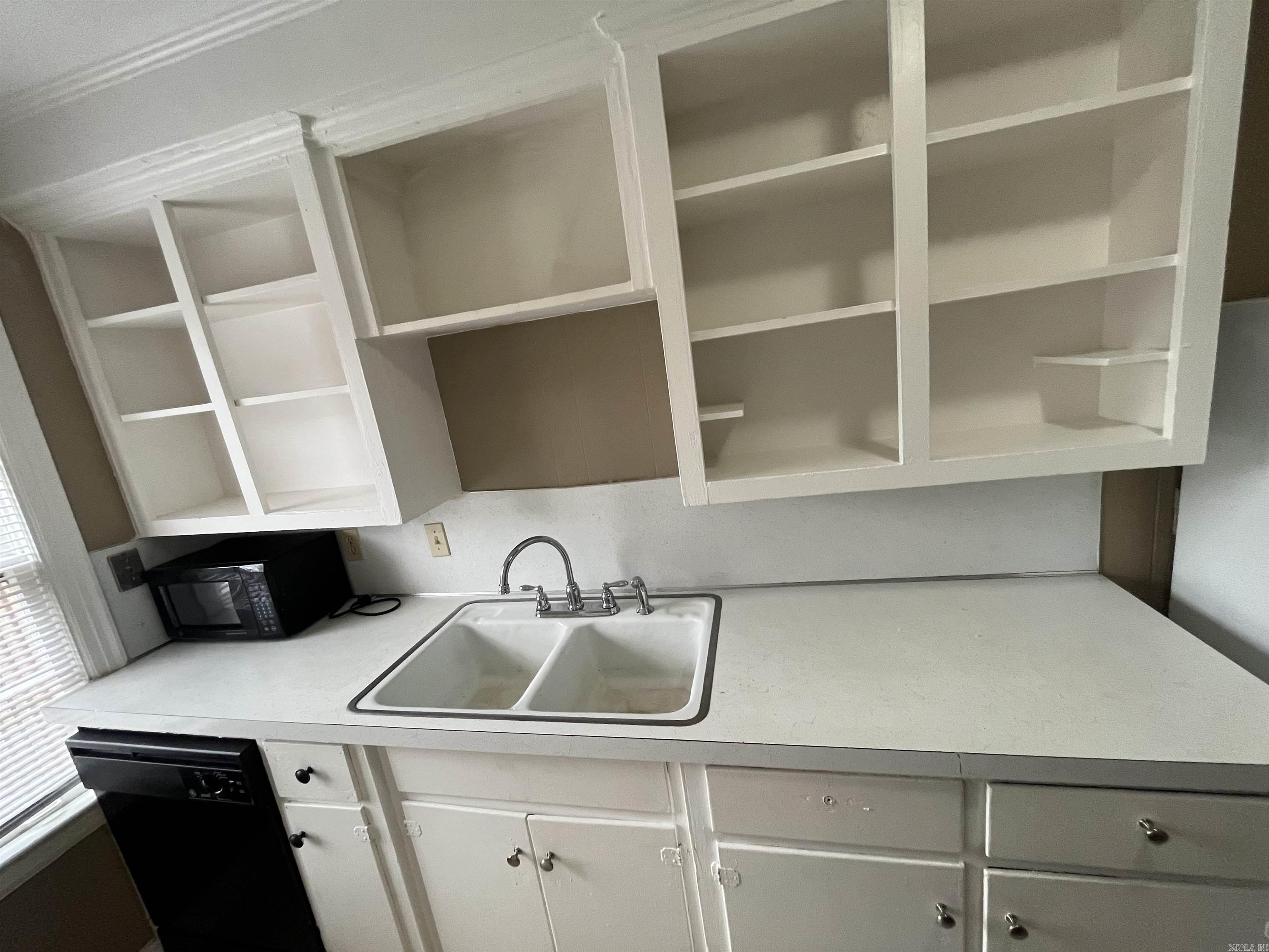 813 Beechwood #4 Property Photo 10