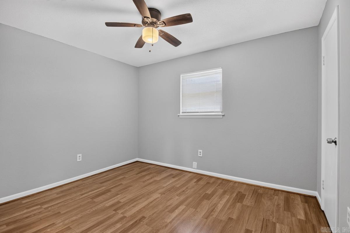 1004 E 11th Street Property Photo 14