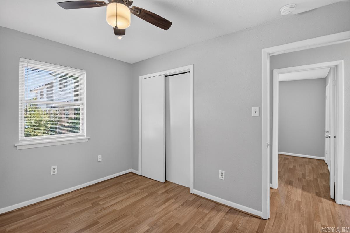 1004 E 11th Street Property Photo 17