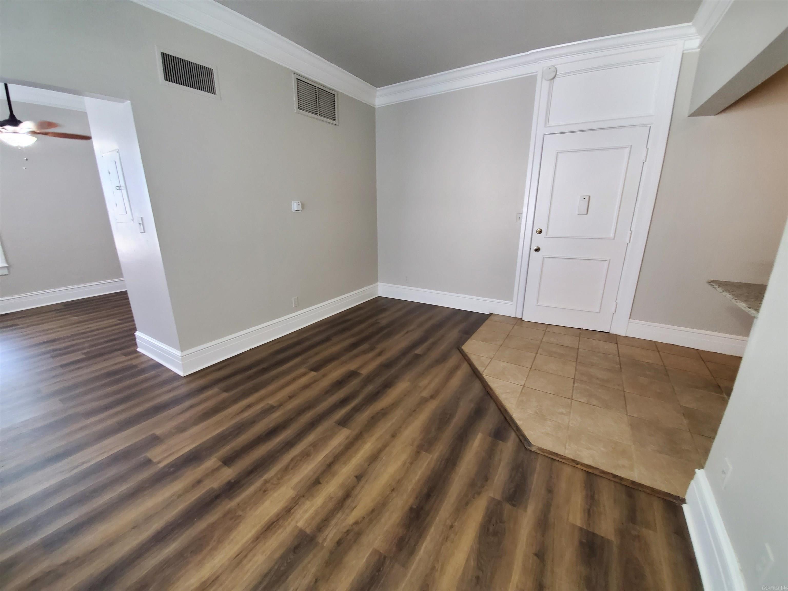 101 S. Victory Ave. #309 Property Photo 6