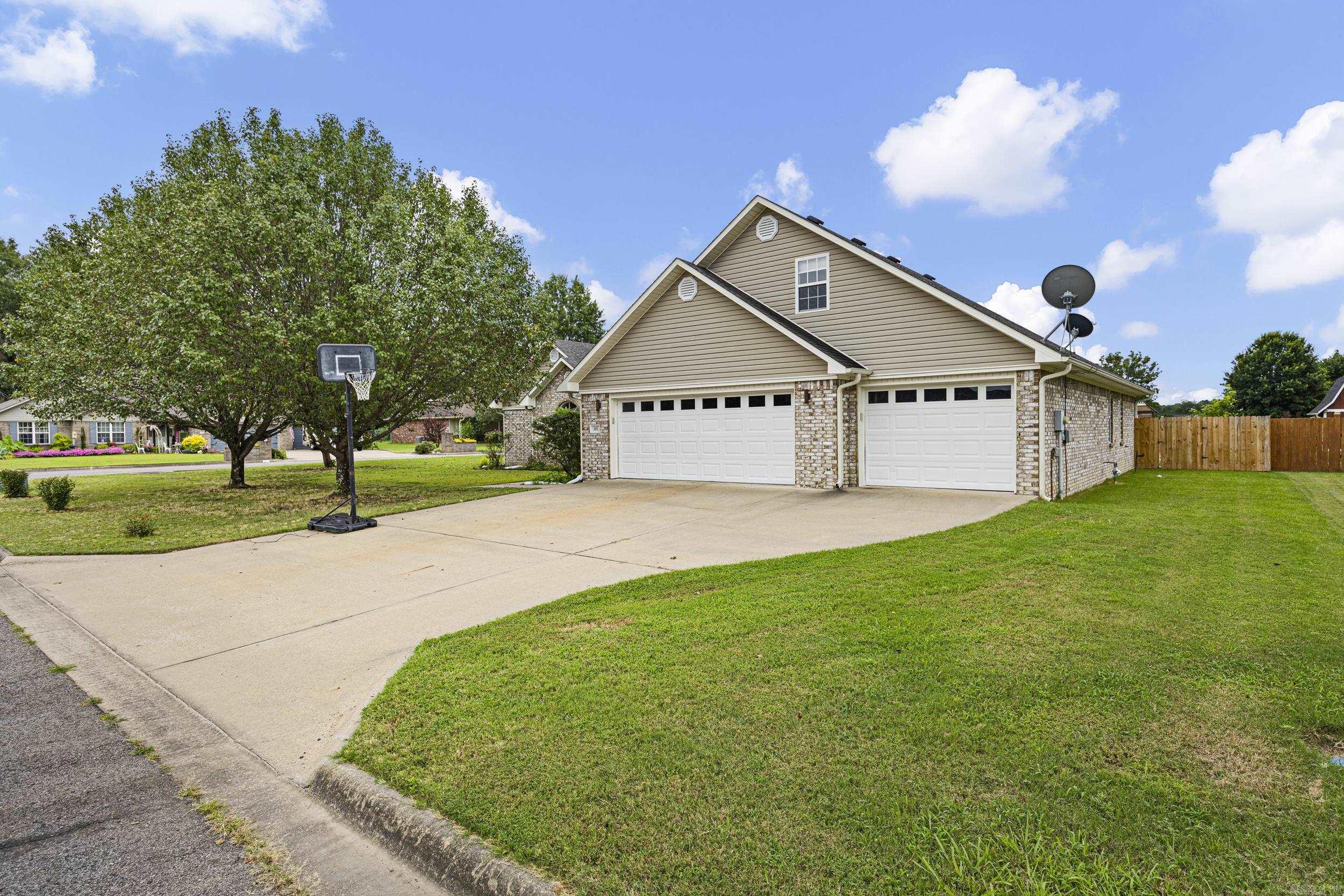 101 Cheyenne Lane Property Photo 1
