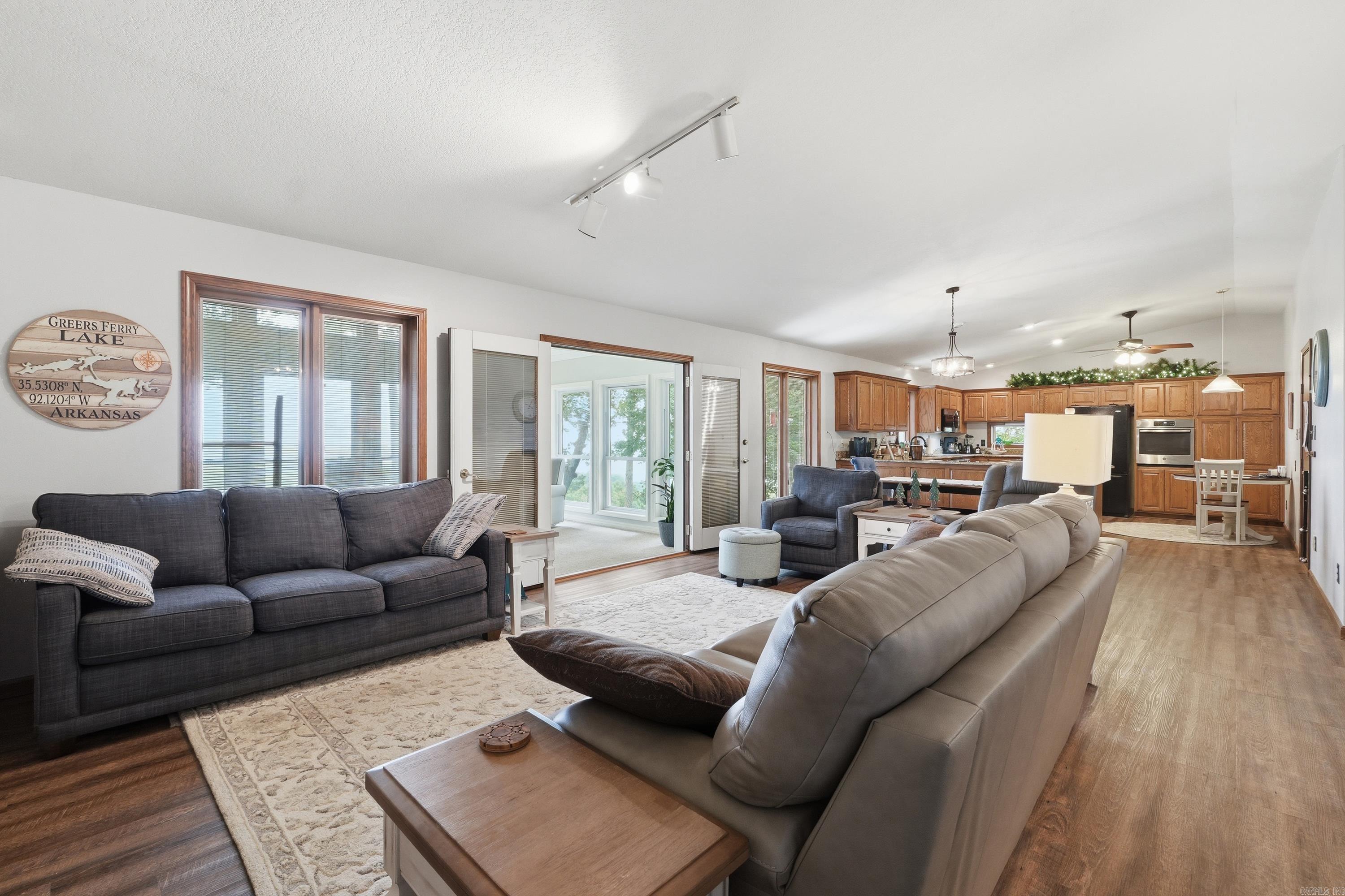 237 Pine Hill Road Property Photo 6