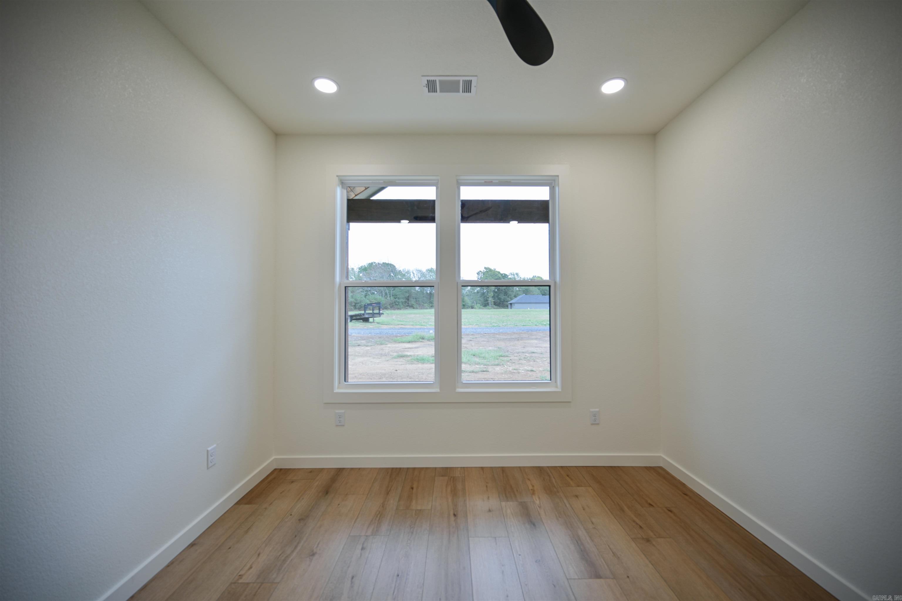 561 Lewis Creek Lane Property Photo 10