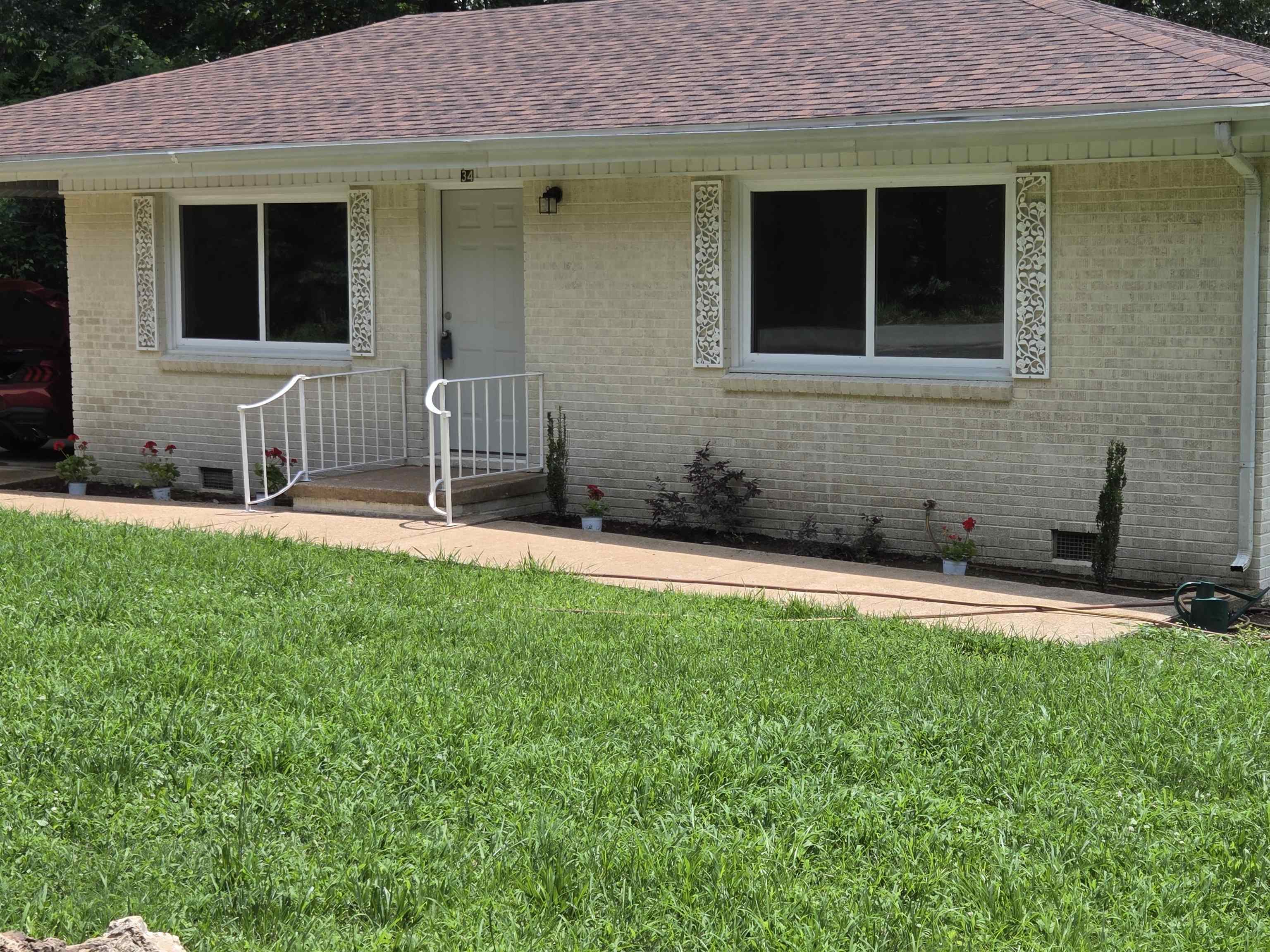 34 Sequoyah Ridge Road Property Photo 3