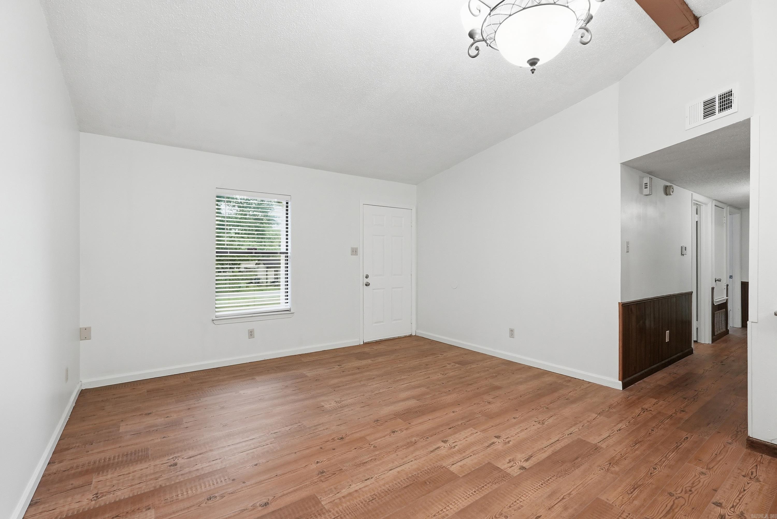 1613 N James St Property Photo 15