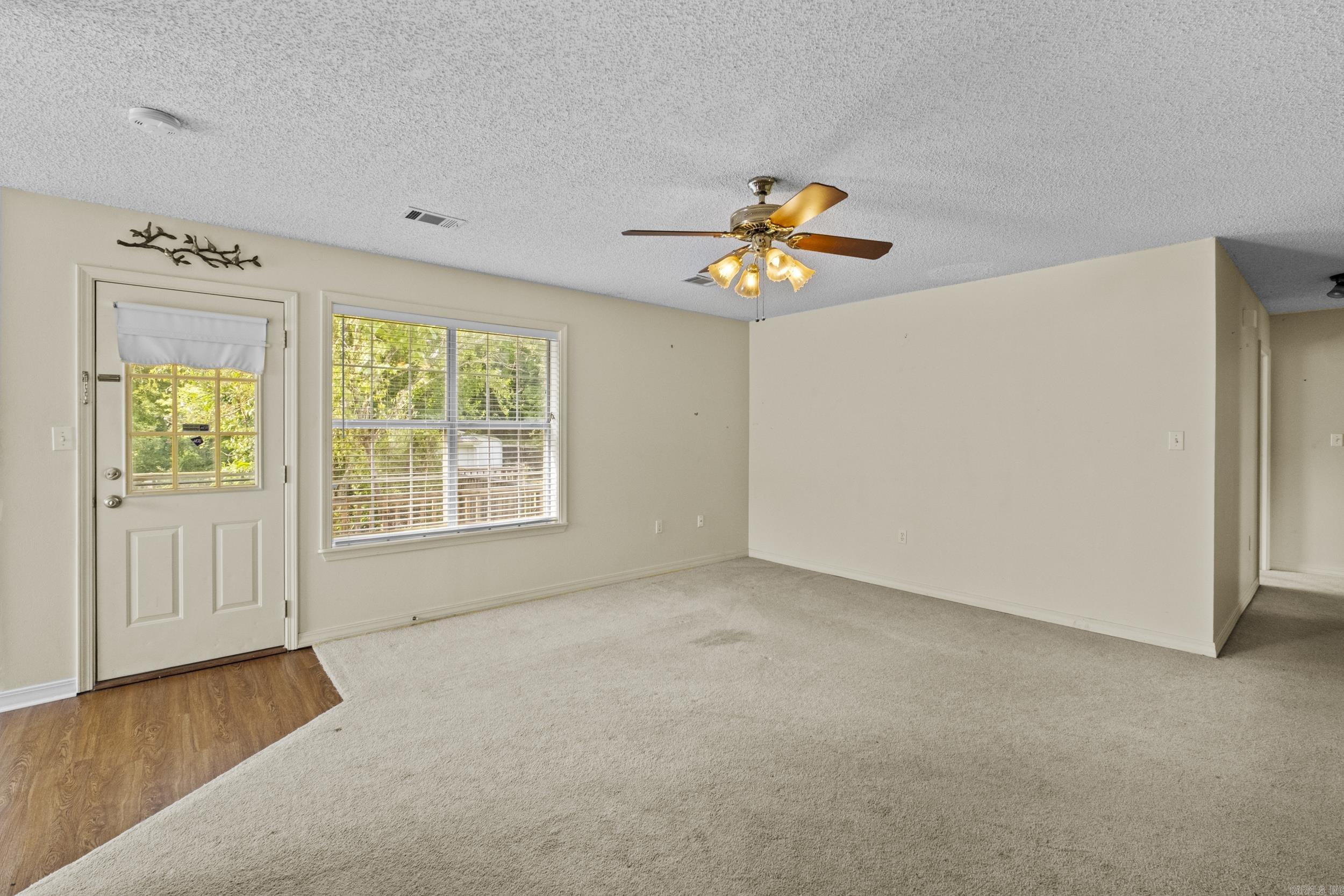190 Raintree Valley Road Property Photo 8