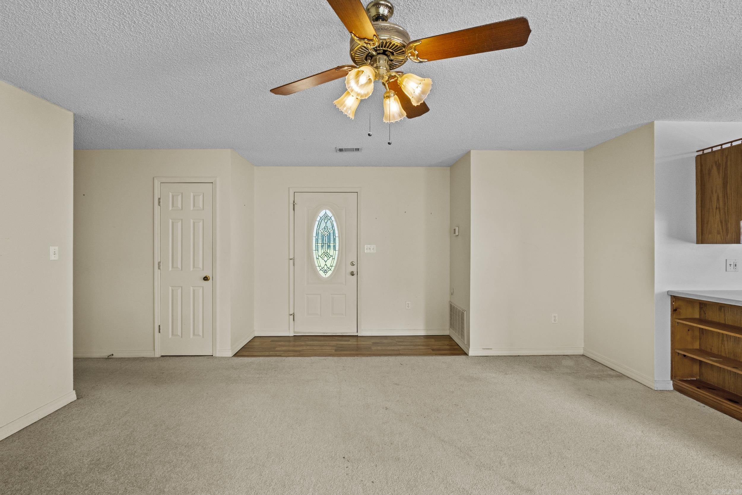 190 Raintree Valley Road Property Photo 12