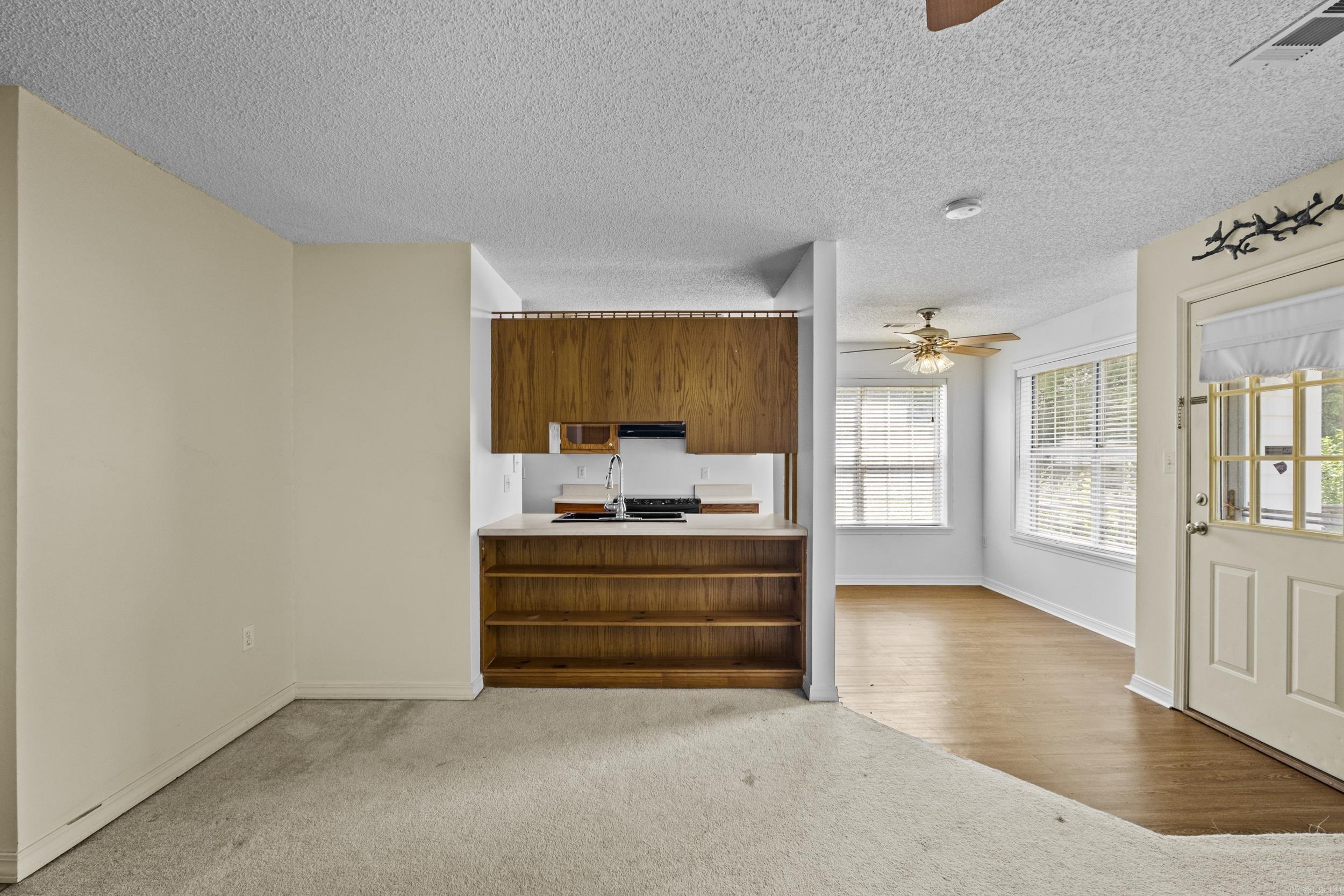 190 Raintree Valley Road Property Photo 13
