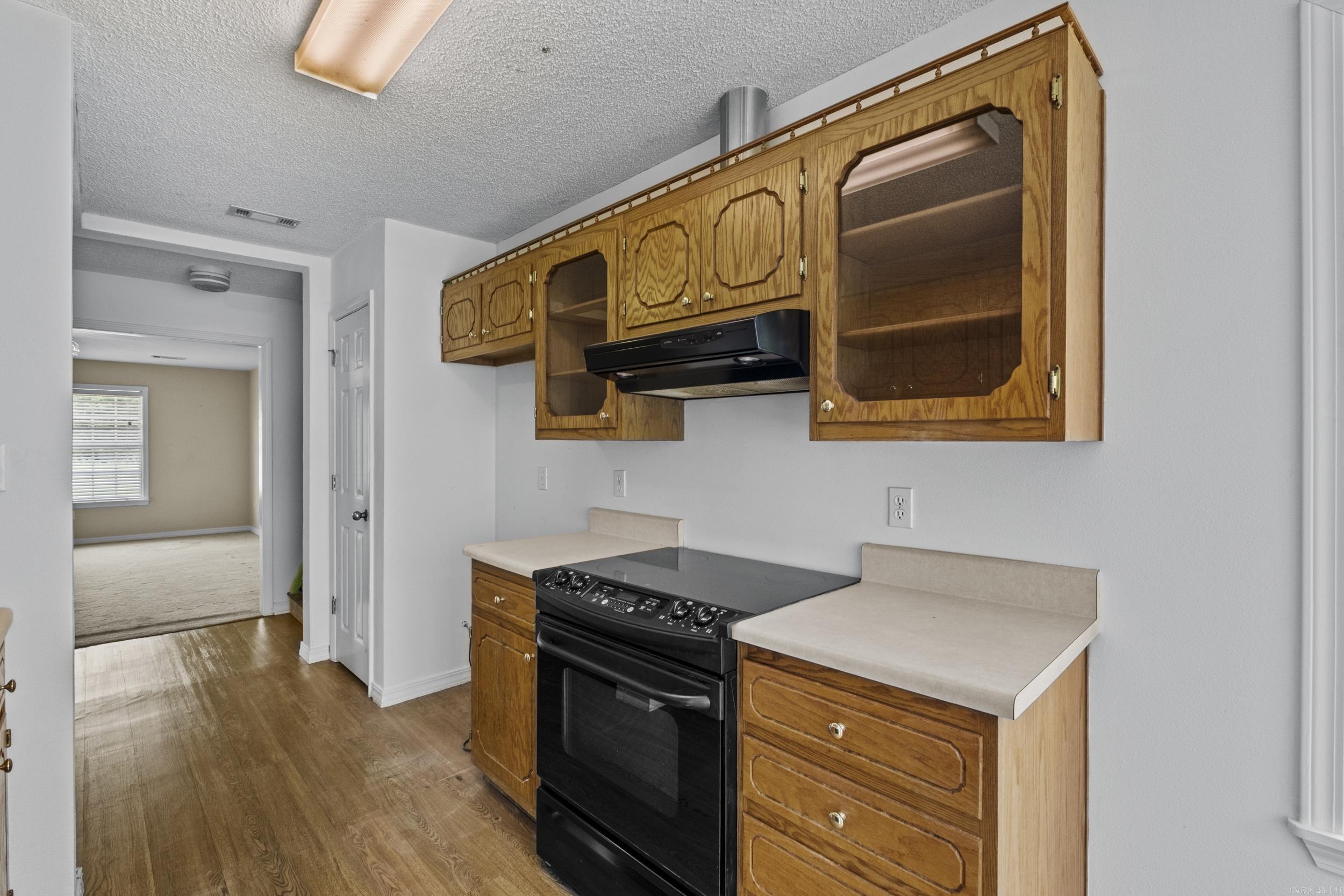 190 Raintree Valley Road Property Photo 16