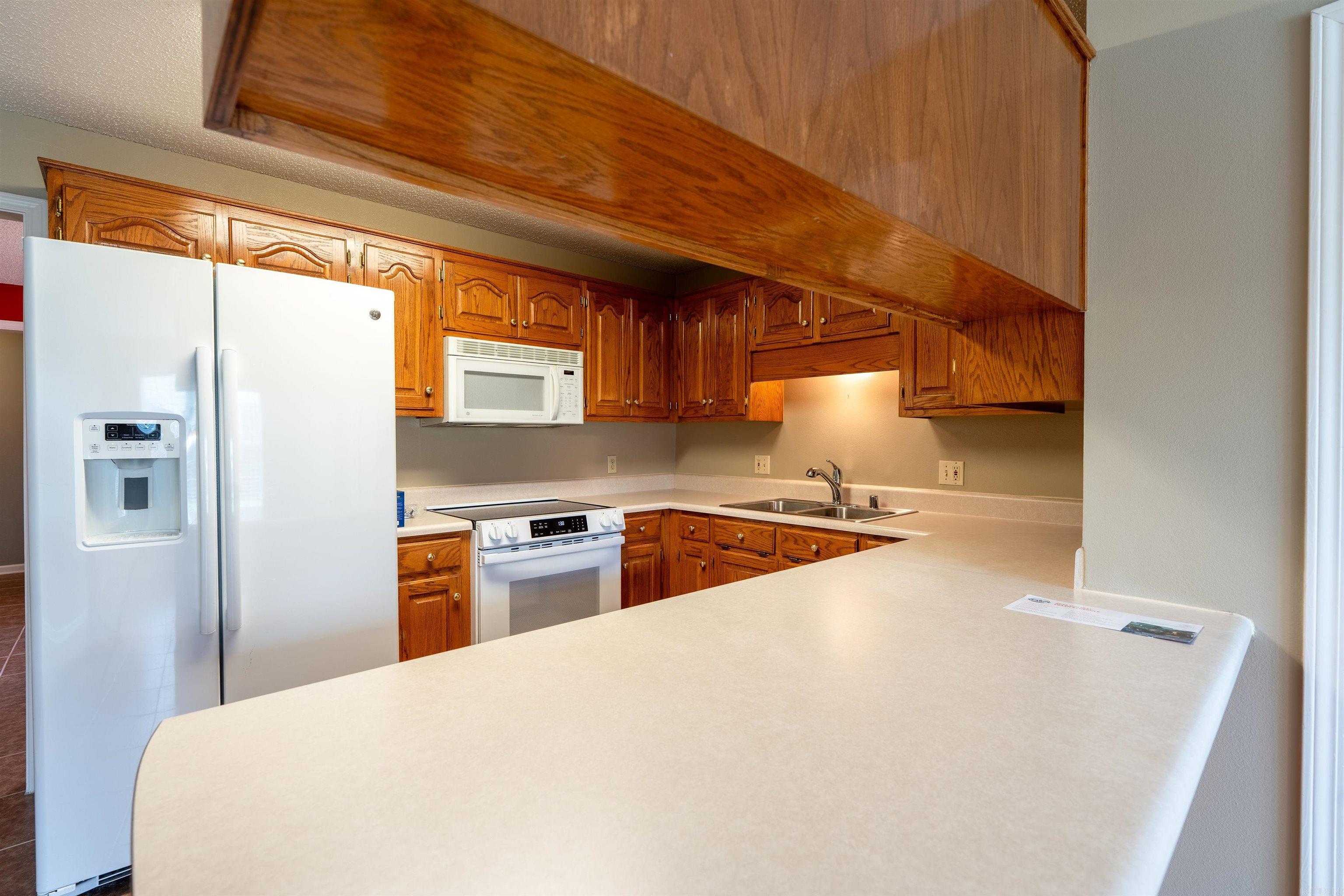 207 Crain Drive Property Photo 9