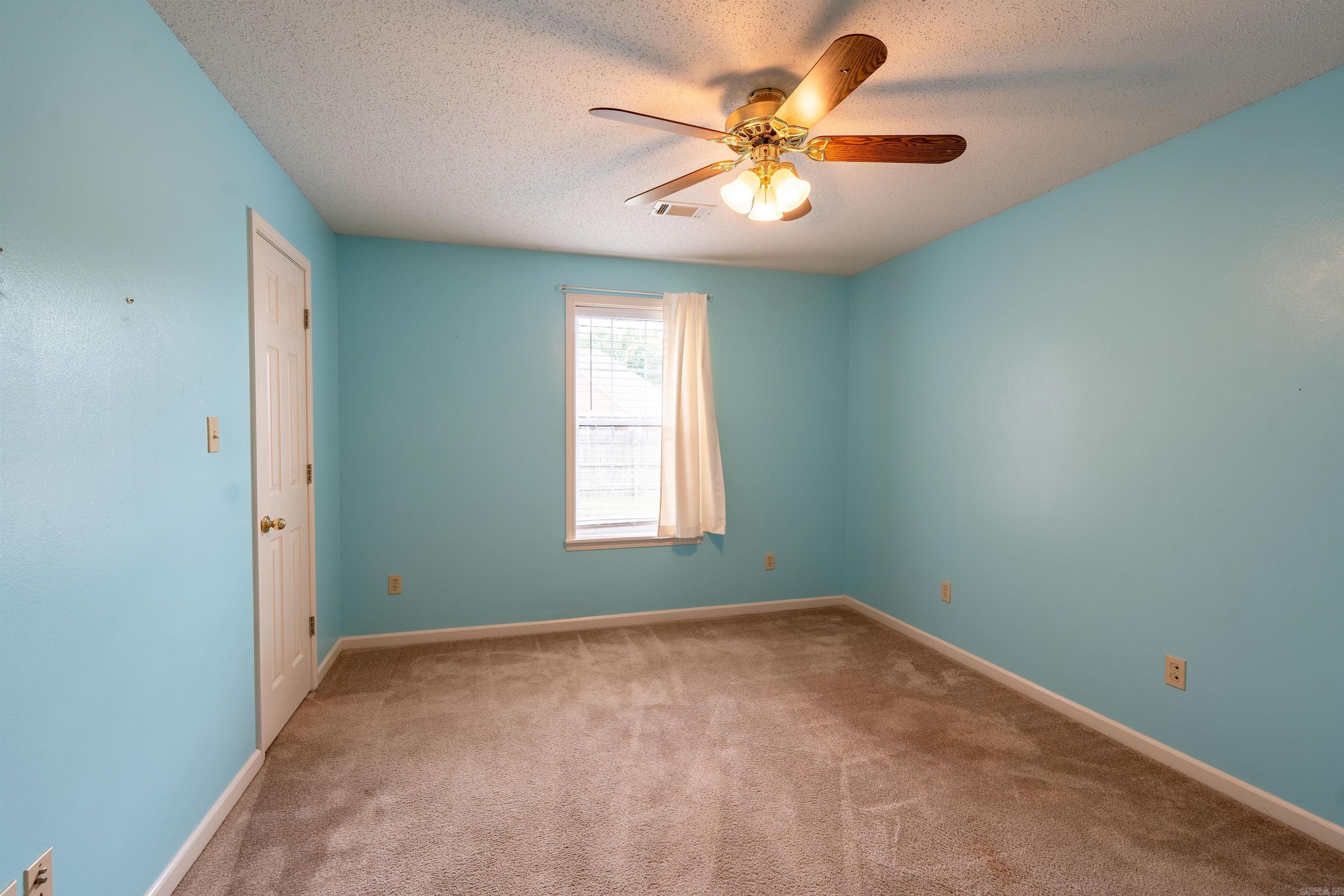 207 Crain Drive Property Photo 34