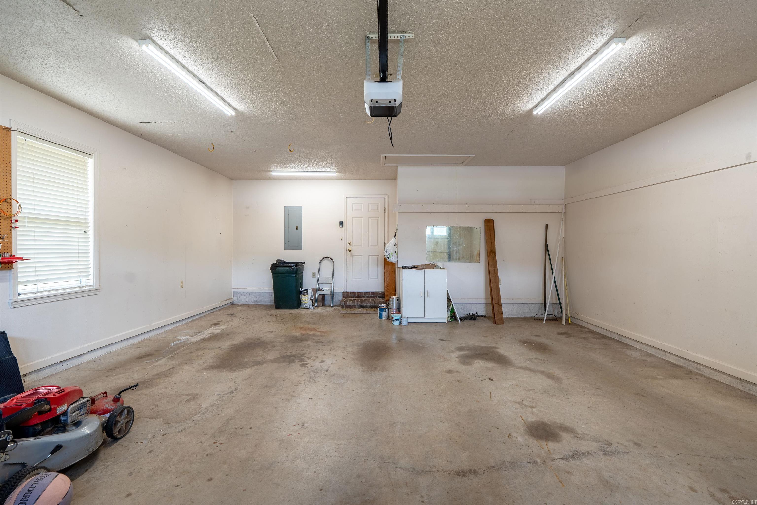 207 Crain Drive Property Photo 38